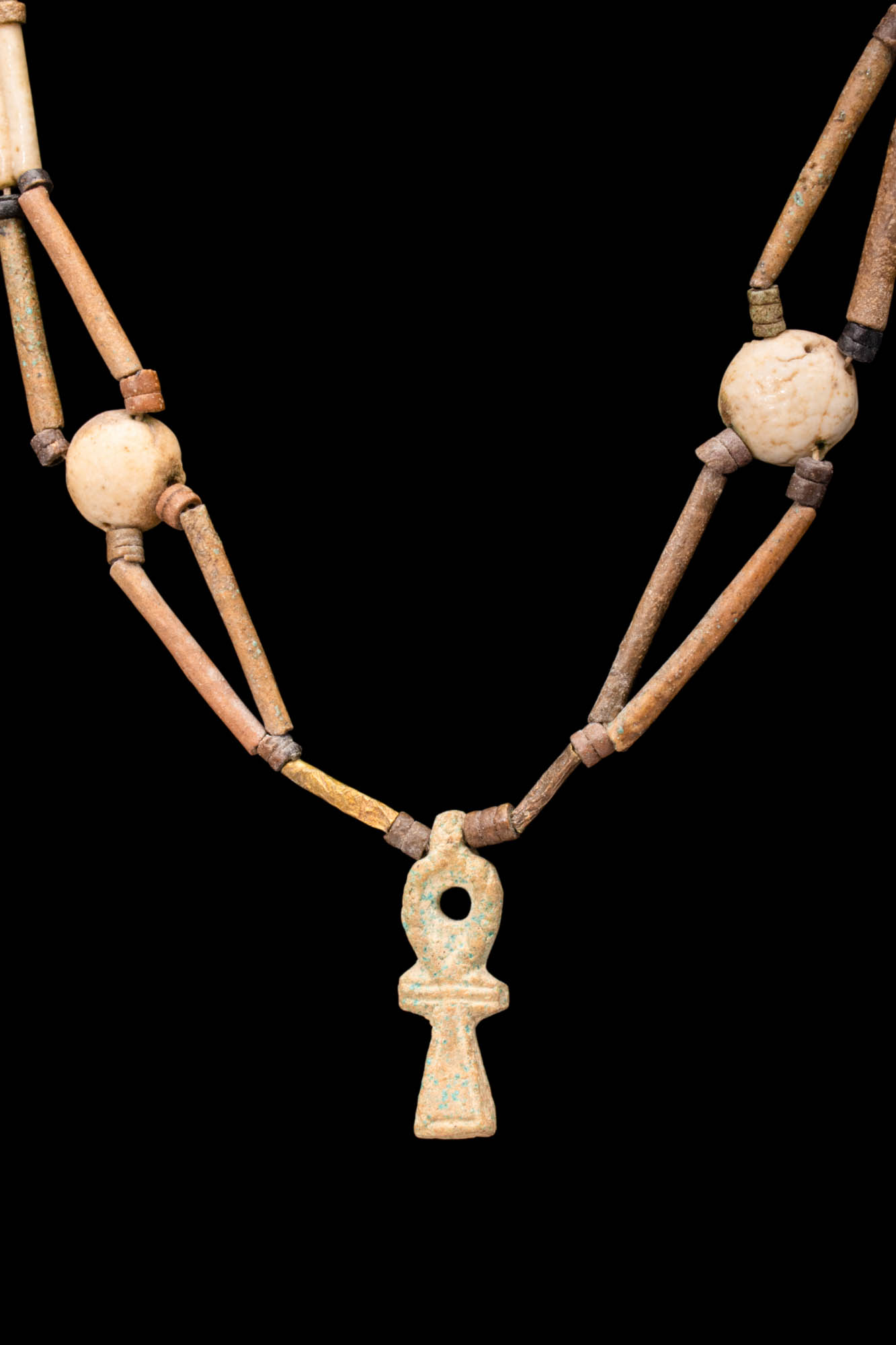 EGYPTIAN FAIENCE NECKLACE WITH ANCH PENDANT - Image 4 of 5