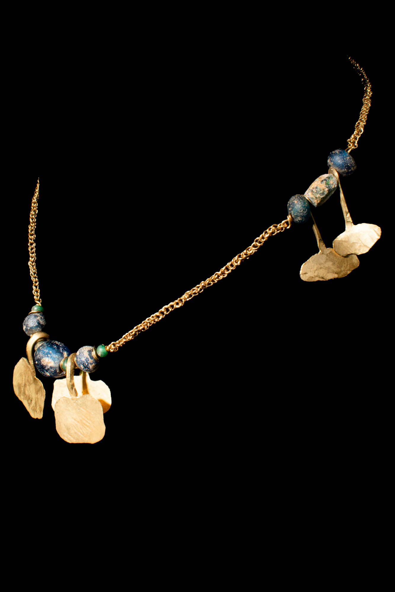 GOLD NECKLACE WITH EGYPTIAN GOLD PENDANTS AND BEADS - Image 5 of 8