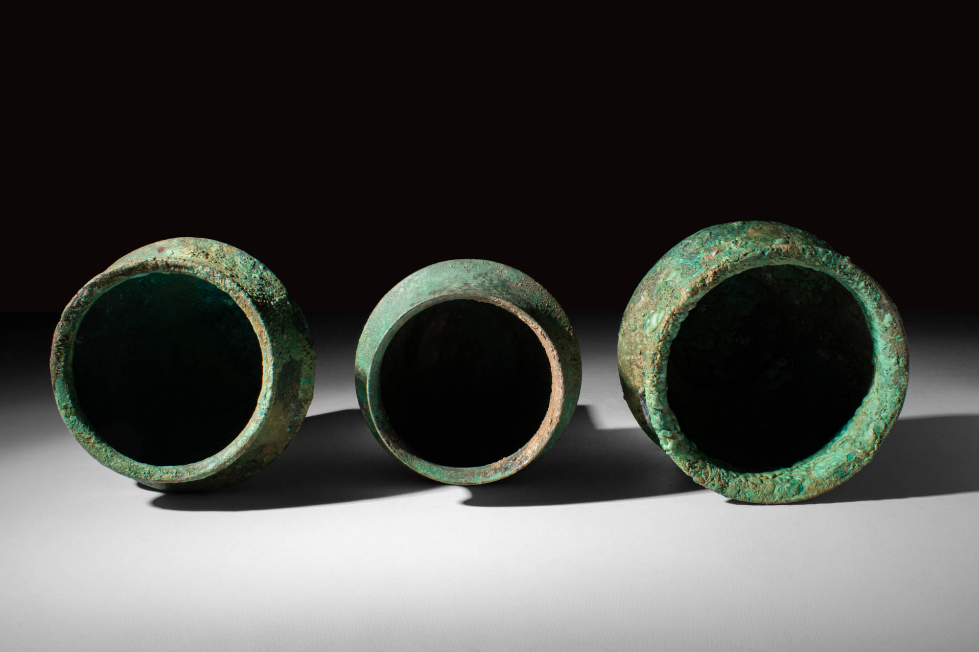 ETRUSCAN BRONZE BOWLS - Image 4 of 4