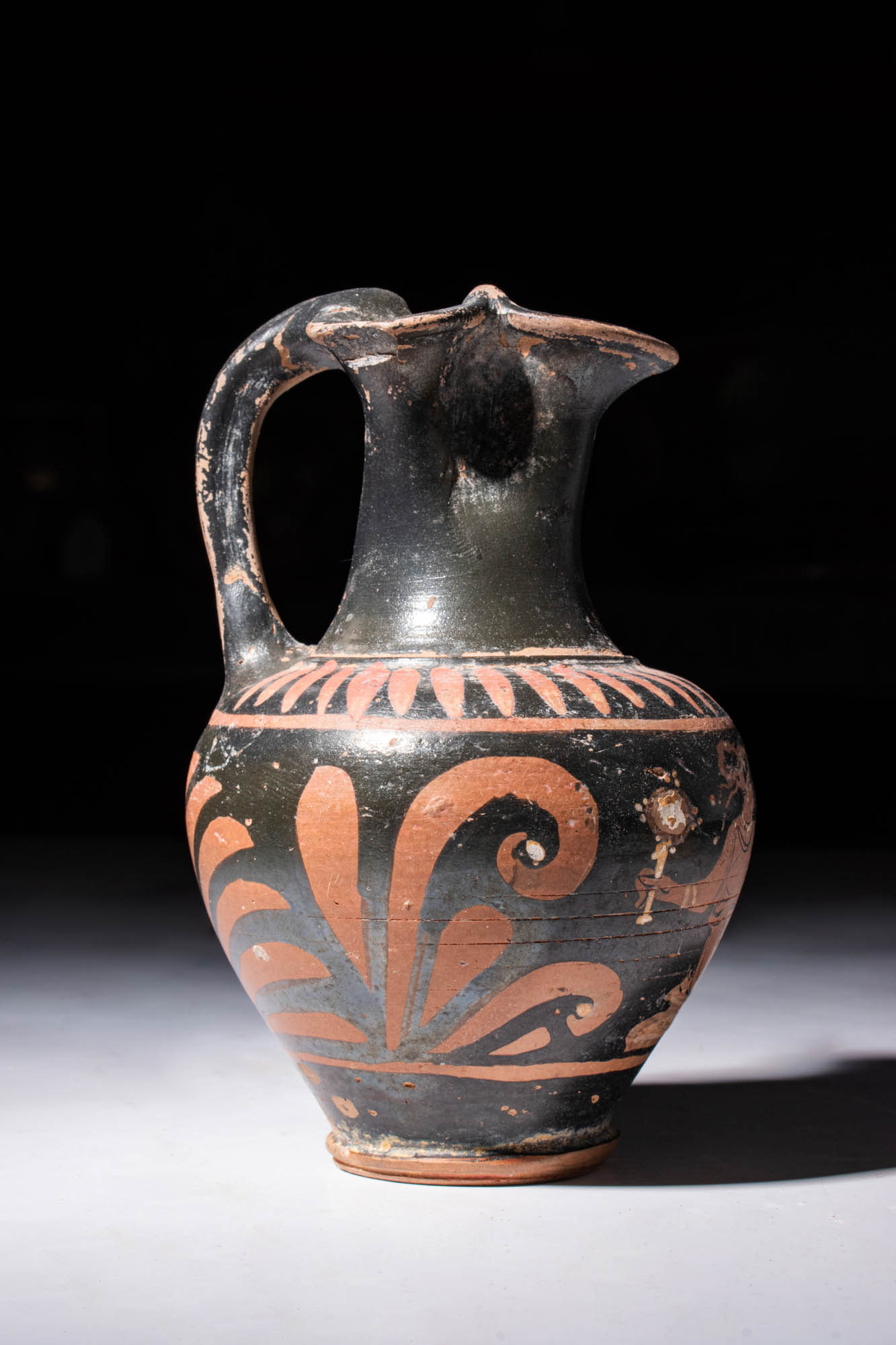 APULIAN RED FIGURE OINOCHOE - Bild 4 aus 5