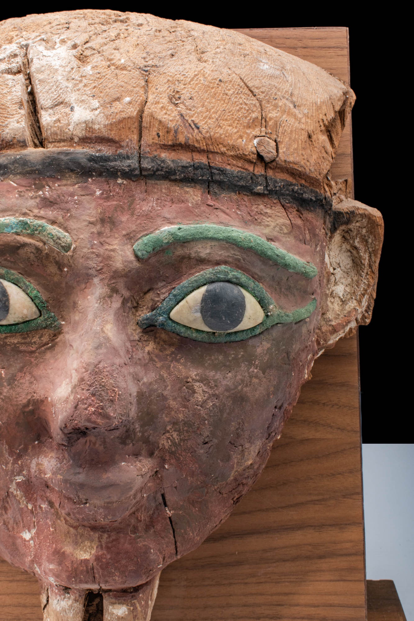 EGYPTIAN SARCOPHAGUS WOODEN MASK WITH INLAID EYES - Image 5 of 5