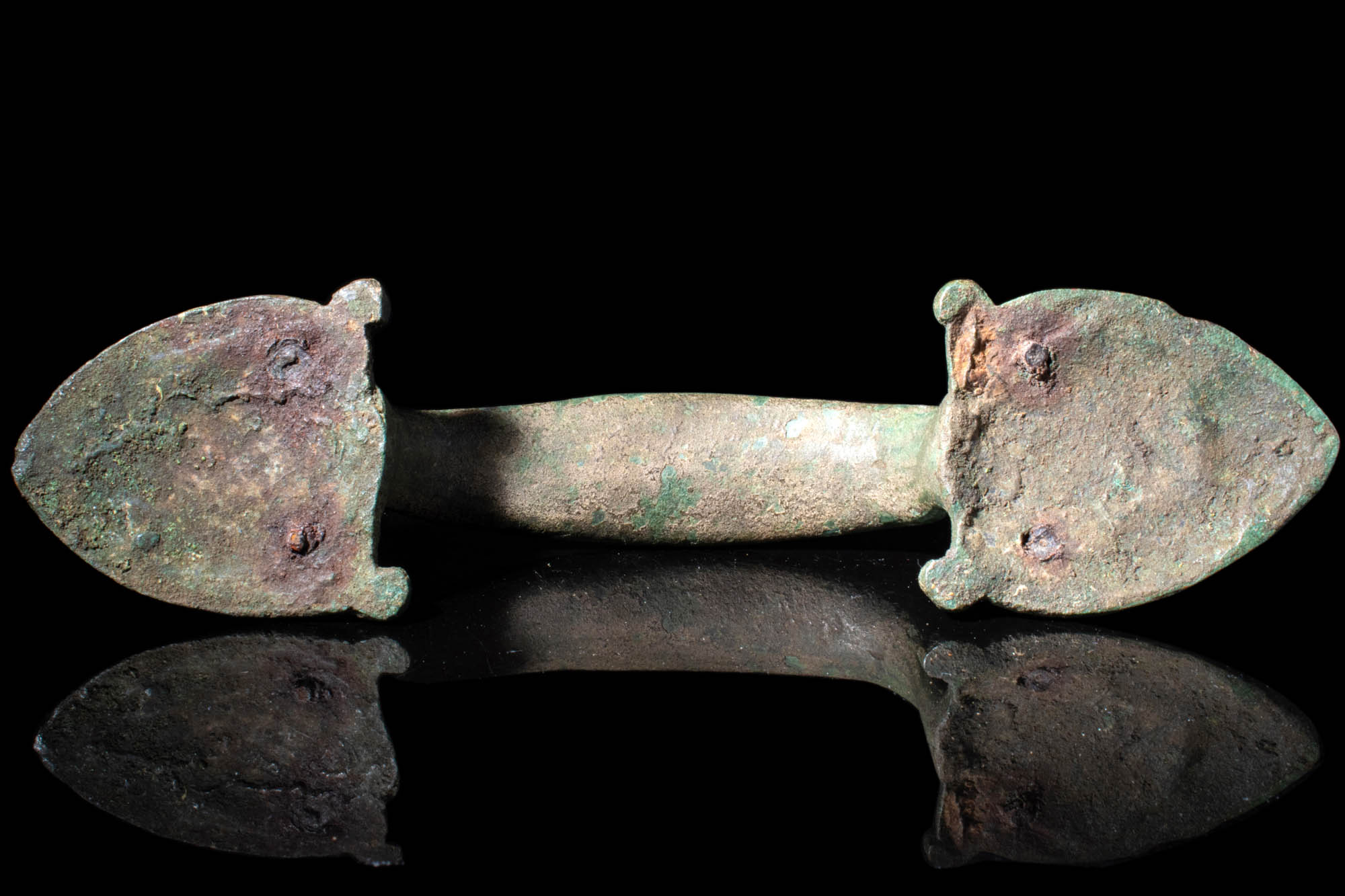 LARGE ROMAN BRONZE HANDLE WITH PALMETTE - Image 2 of 2