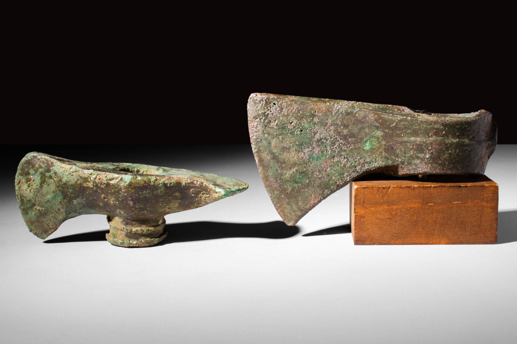 ANCIENT BRONZE AGE AXES - Image 3 of 3