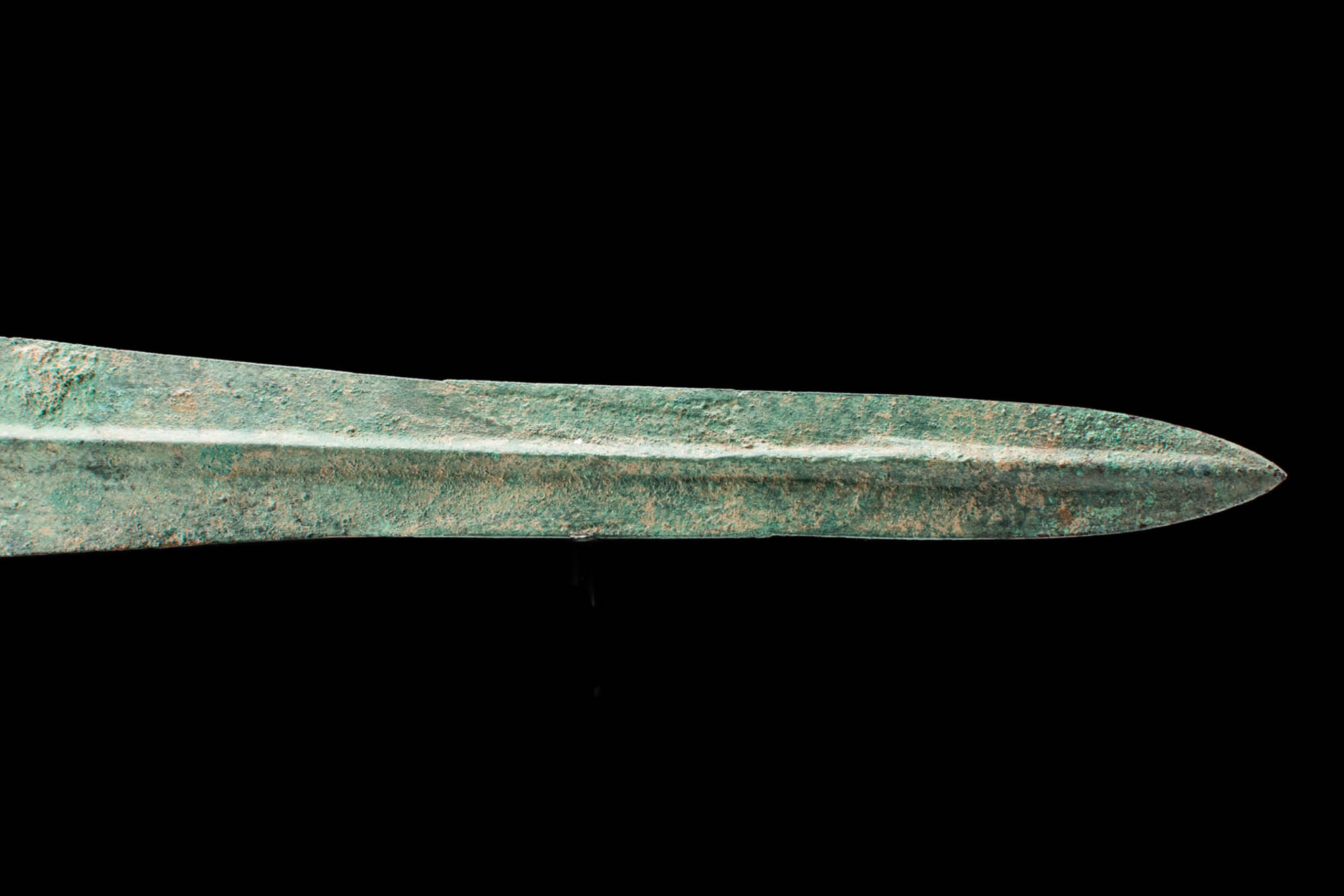 ANCIENT BRONZE SWORD WITH CRESCENTIC POMMEL - Image 4 of 4