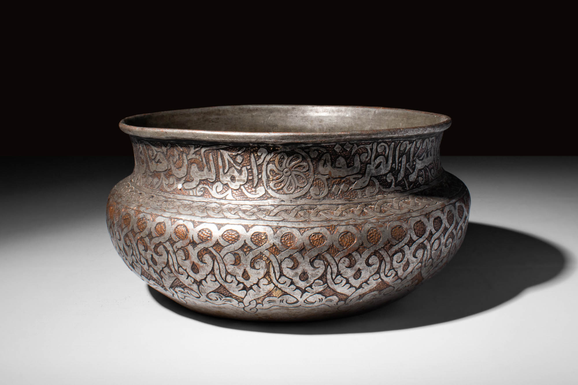 MEDIEVAL SELJUK COPPER ALLOY INLAID VESSEL