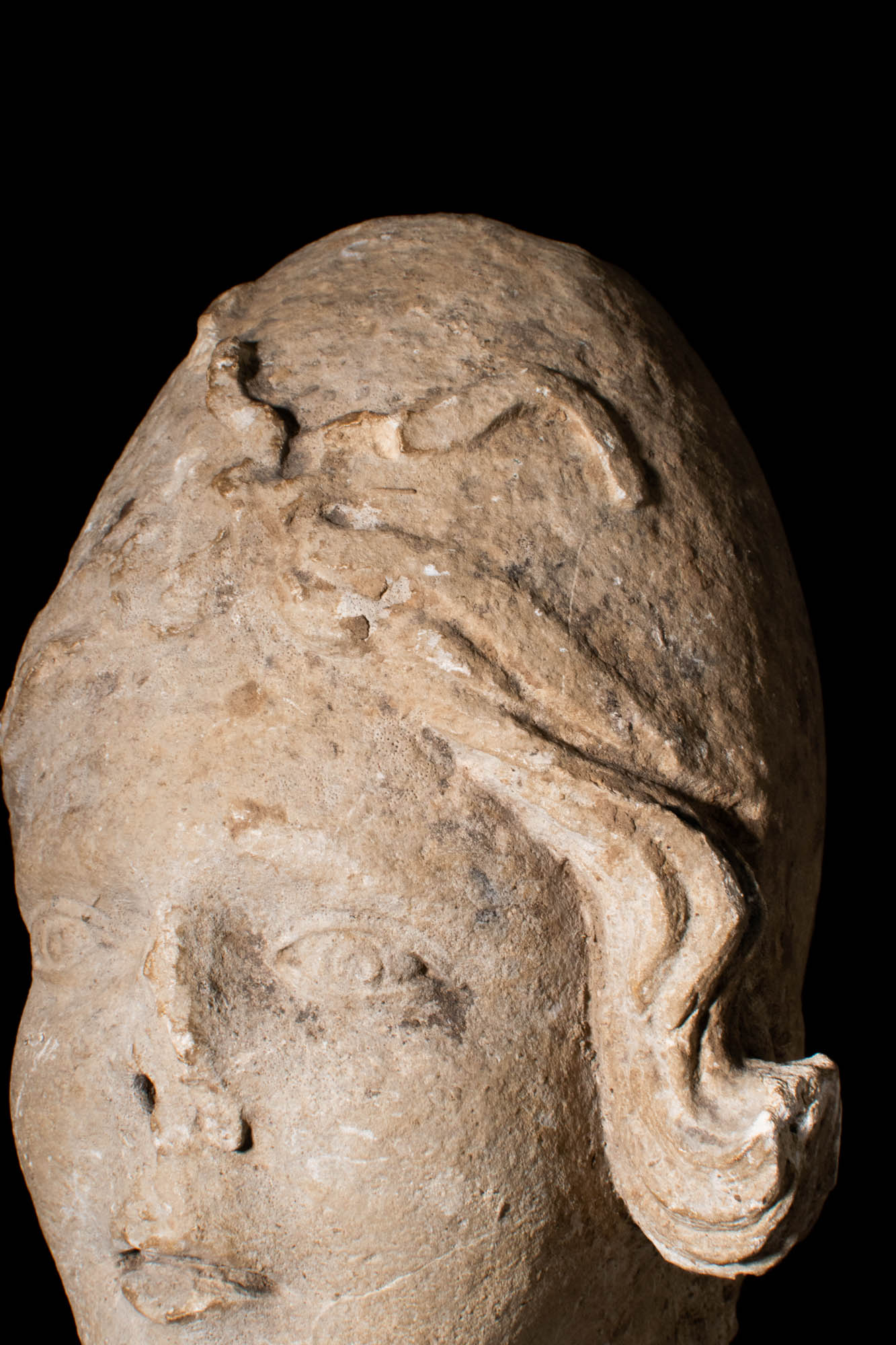 ROMAN MARBLE HEAD OF YOUTH WITH PHRYGIAN HAT - Image 5 of 5