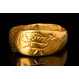 BYZANTINE GOLD RING WITH DOVE