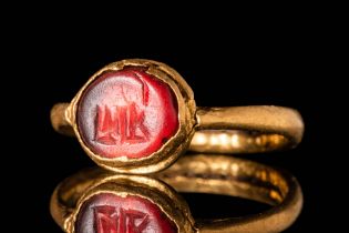 JAVANESE GOLD INTAGLIO RING WITH INSCRIPTION