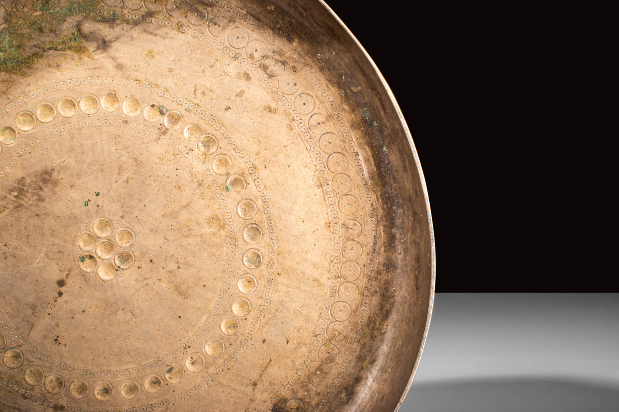 EARLY ISLAMIC DECORATED BOWL - Image 4 of 4