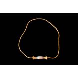 BACTRIAN GOLD NECKLACE WITH AGATE AND GOLD BEADS