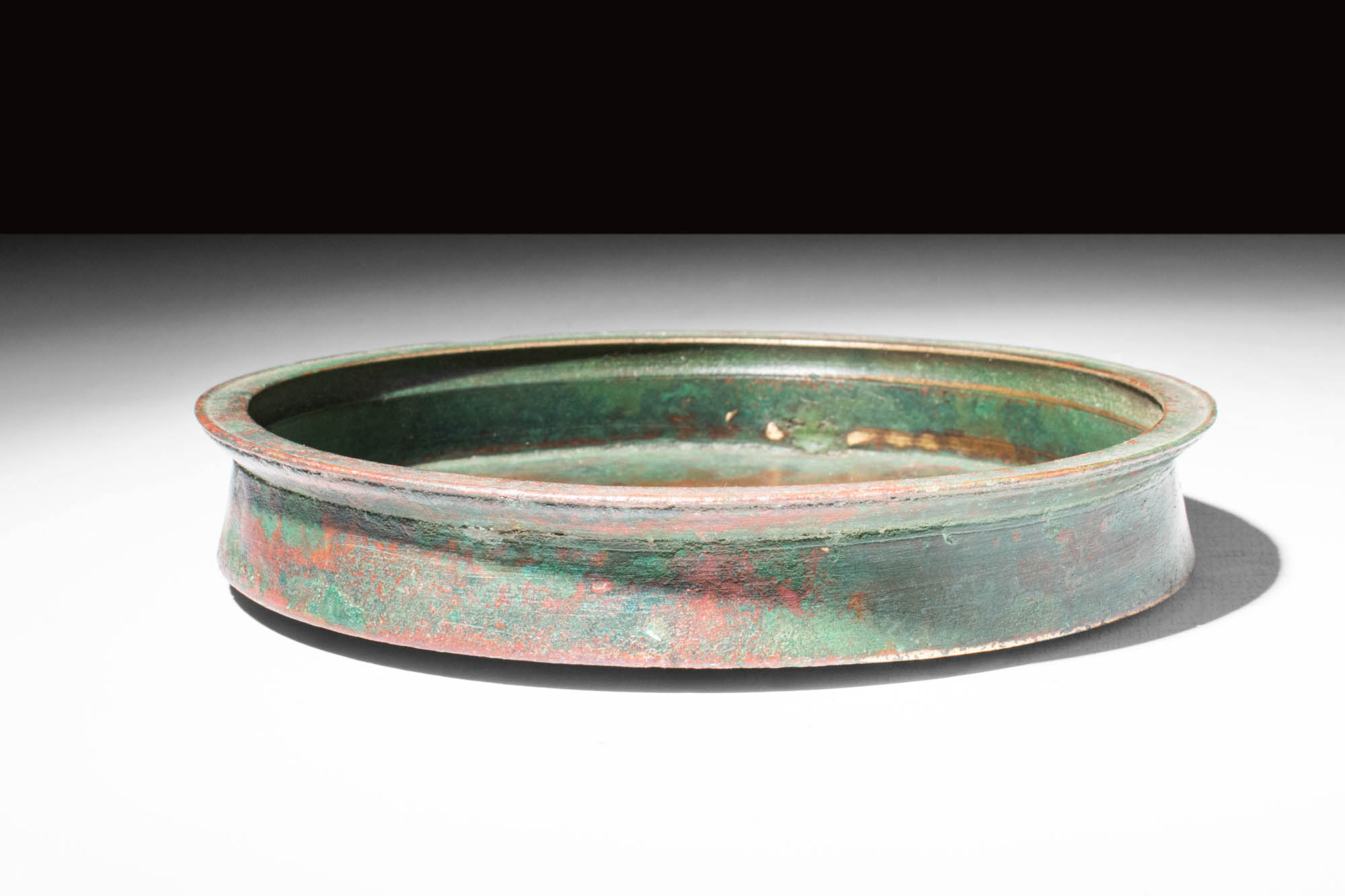 MEDIEVAL SELJUK COPPER ALLOY GILDED DECORATED TRAY - Image 3 of 4