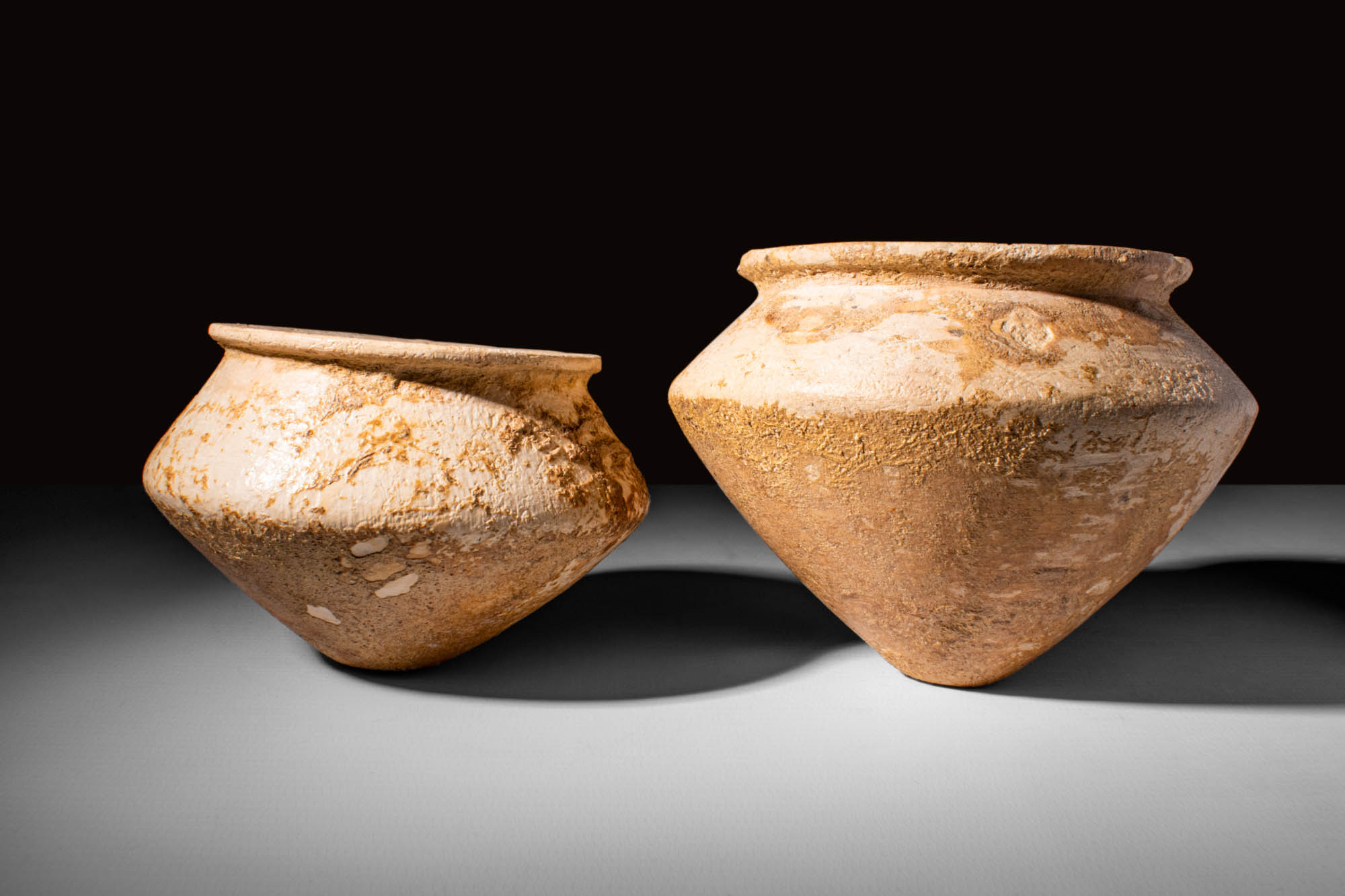 TWO EGYPTIAN COSMETIC VESSELS - Image 2 of 4