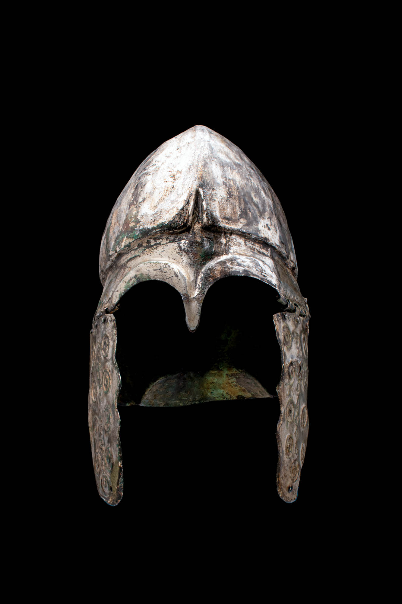 STUNNING COMPLETE CHALCIDIAN HELMET WITH DECORATED CHEEKPIECES