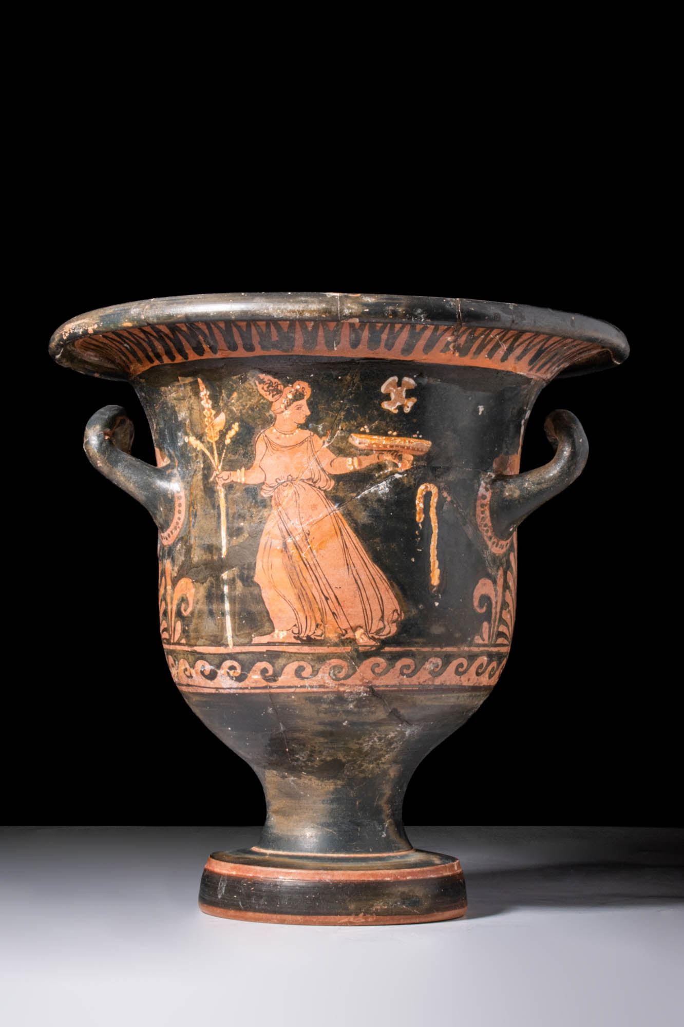 RARE GREEK APULIAN RED-FIGURE BELL KRATER WITH SWAN - Image 2 of 6