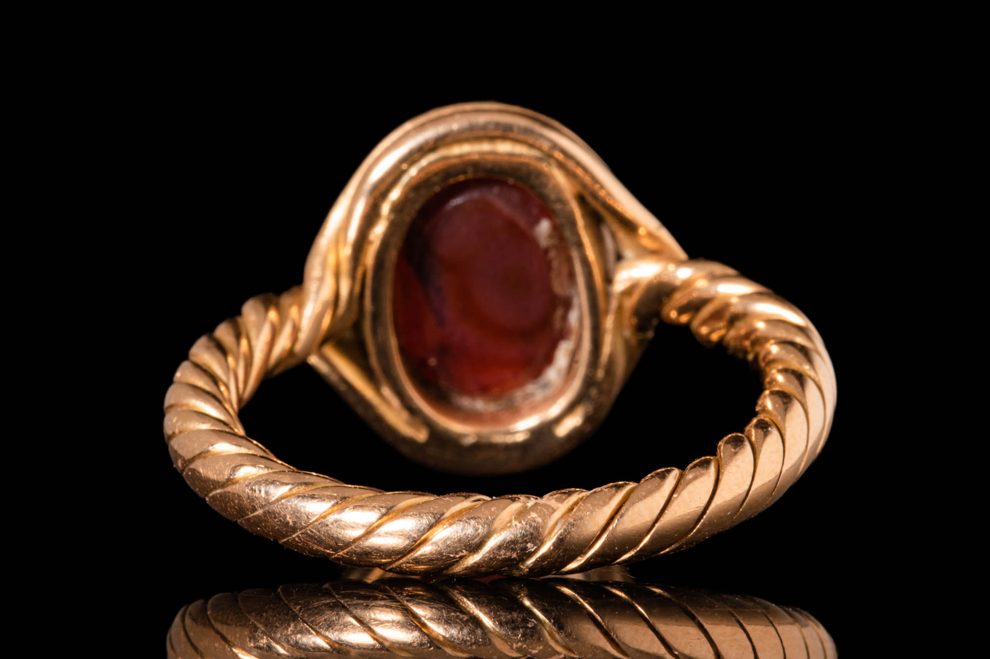 ROMAN CARNELIAN INTAGLIO DEPICTING ALEXANDER THE GREAT IN GOLD RING - Image 4 of 5