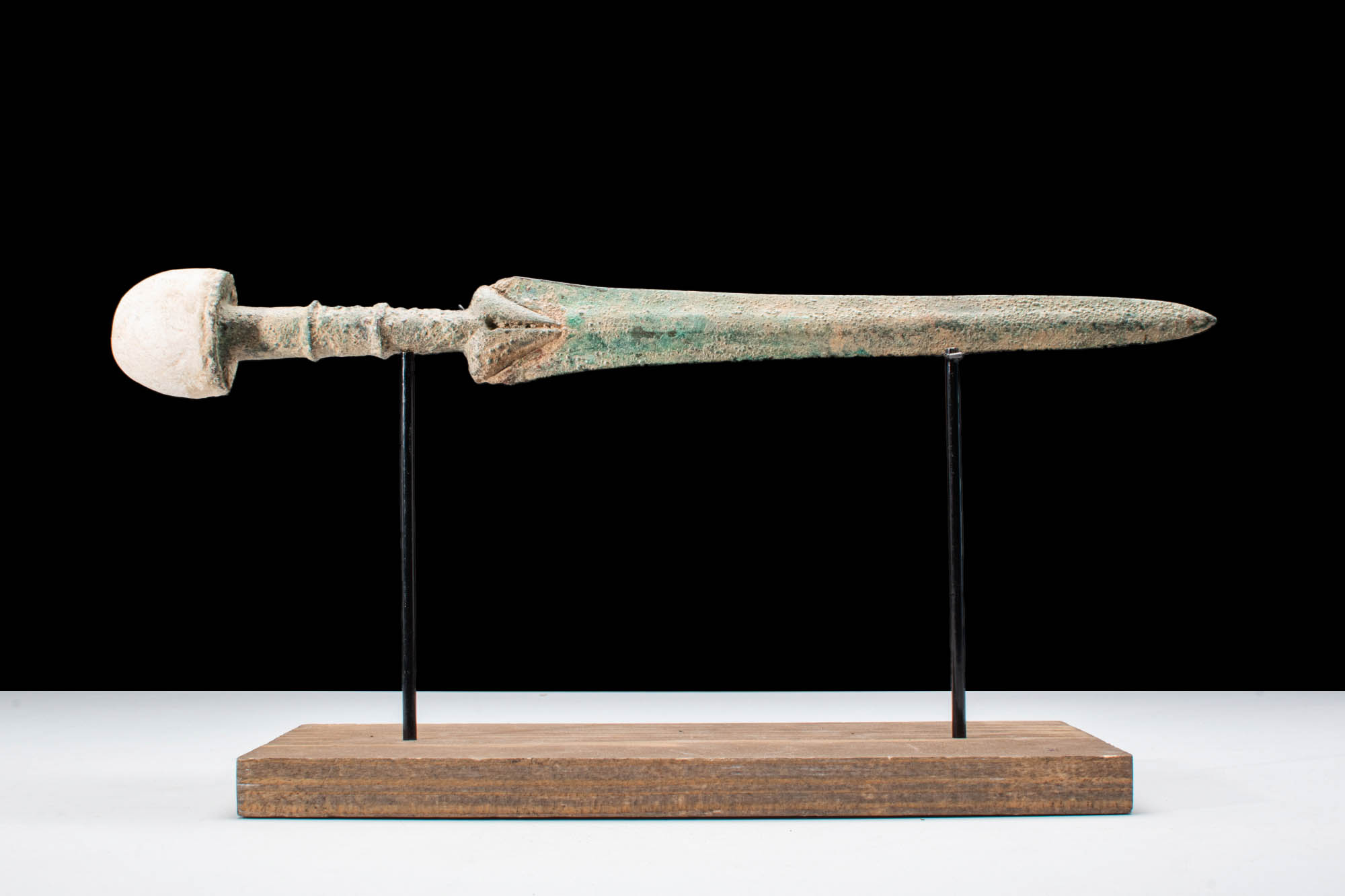 ANCIENT BRONZE SWORD WITH STONE POMMEL