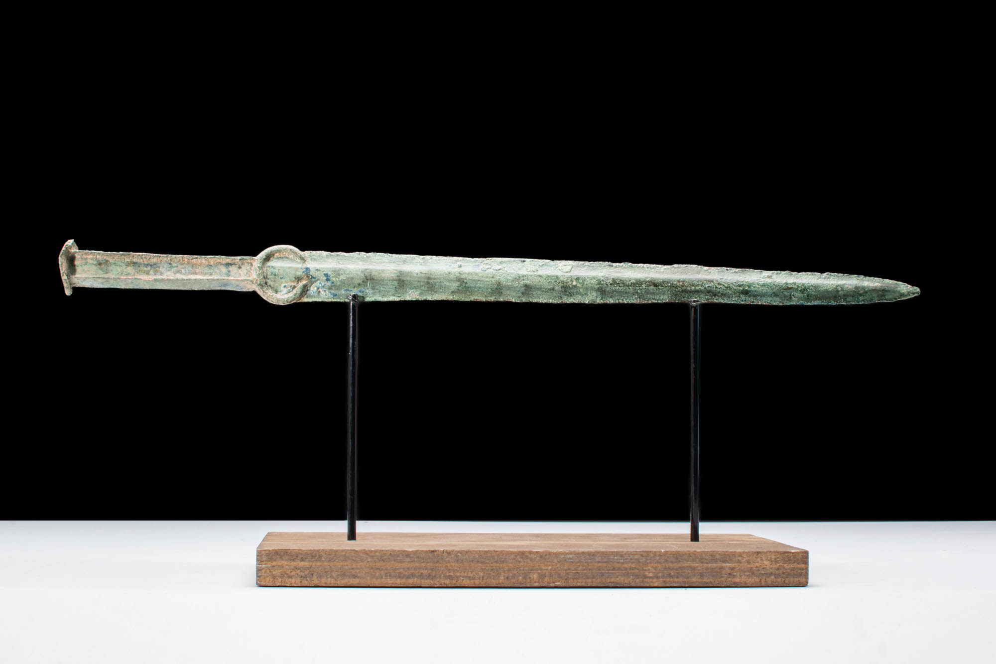 ANCIENT BRONZE SWORD - Image 2 of 4