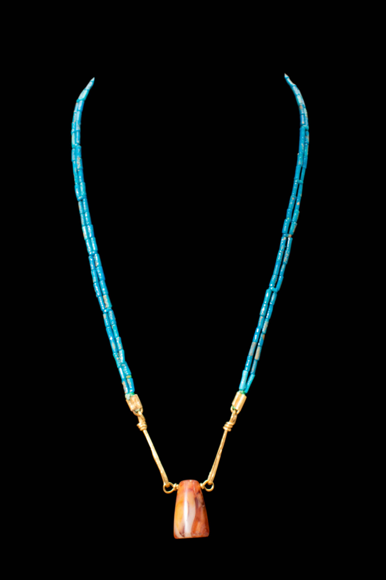 EGYPTIAN FAIENCE GOLD AND CARNELIAN NECKLACE - Image 2 of 5