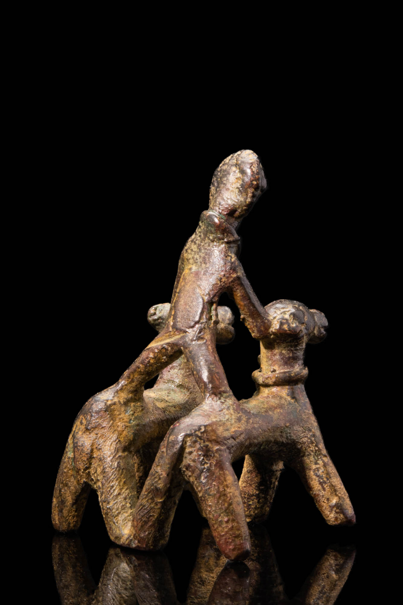 AMLASH BRONZE STATUETTE OF THE KING OF THE ANIMALS - Image 5 of 5