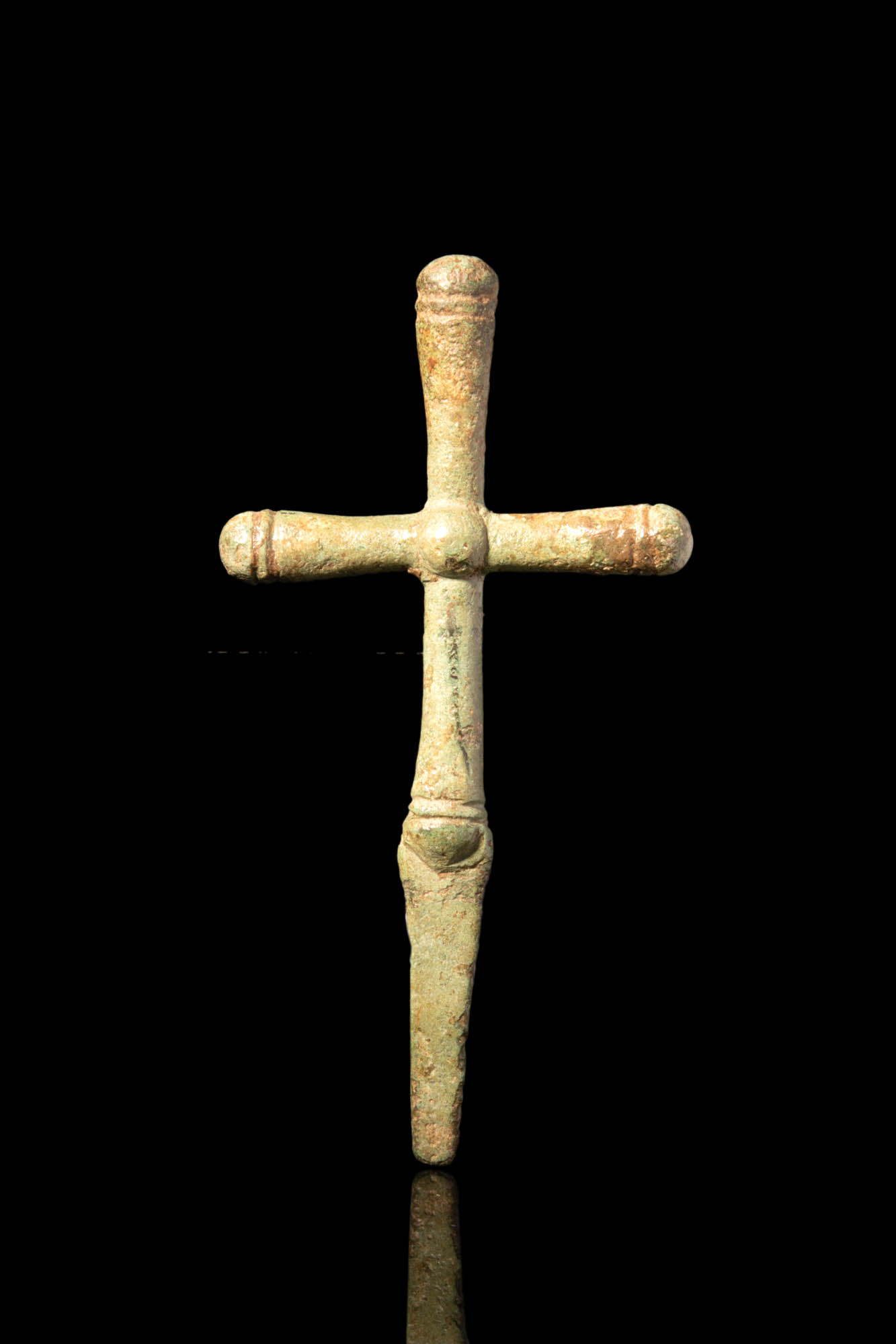 LARGE BYZANTINE BRONZE ASTILE PROCESSIONAL CROSS