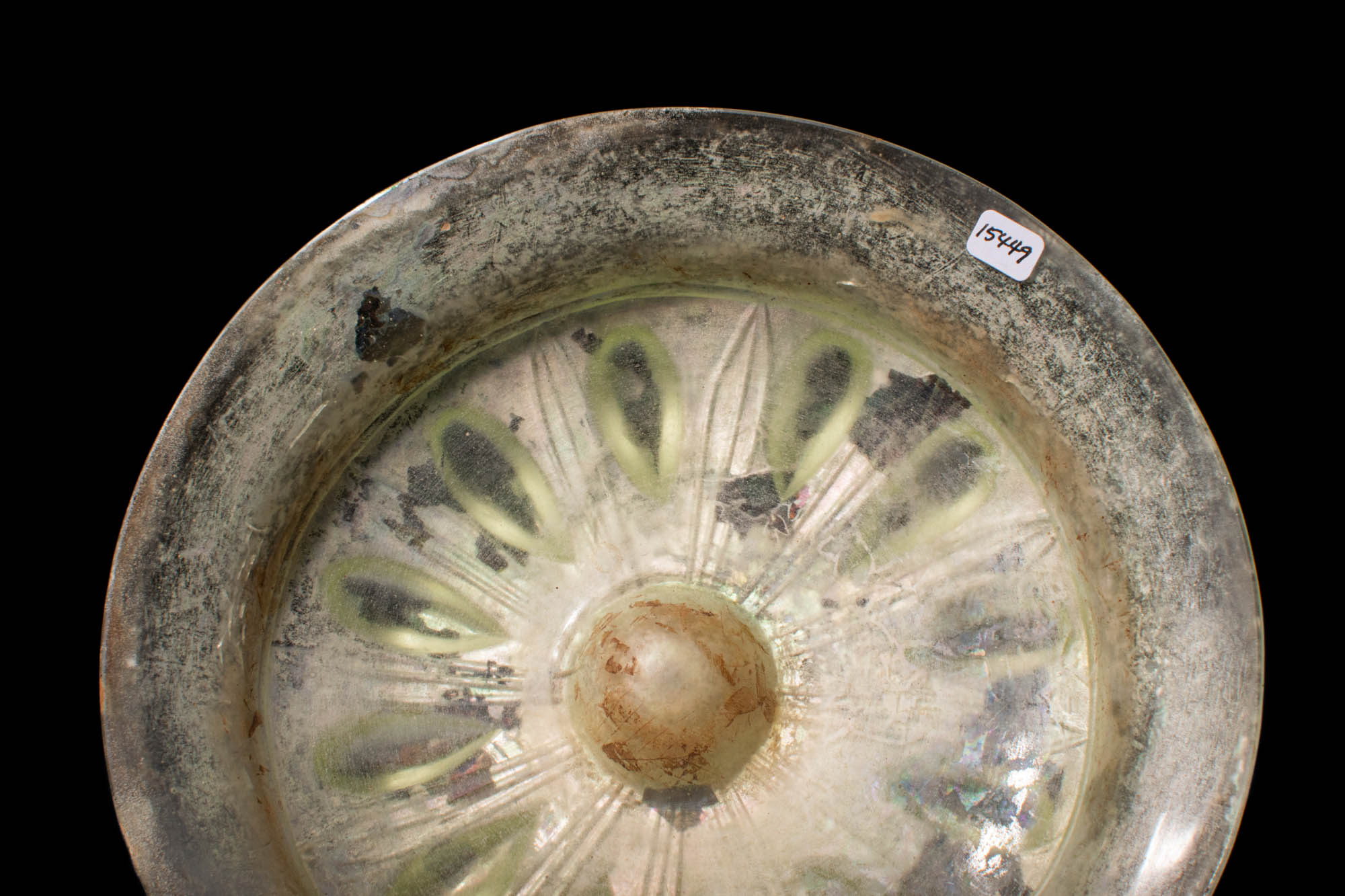 GREEK GLASS PHIALE DECORATED WITH ROSETTE - Image 4 of 4