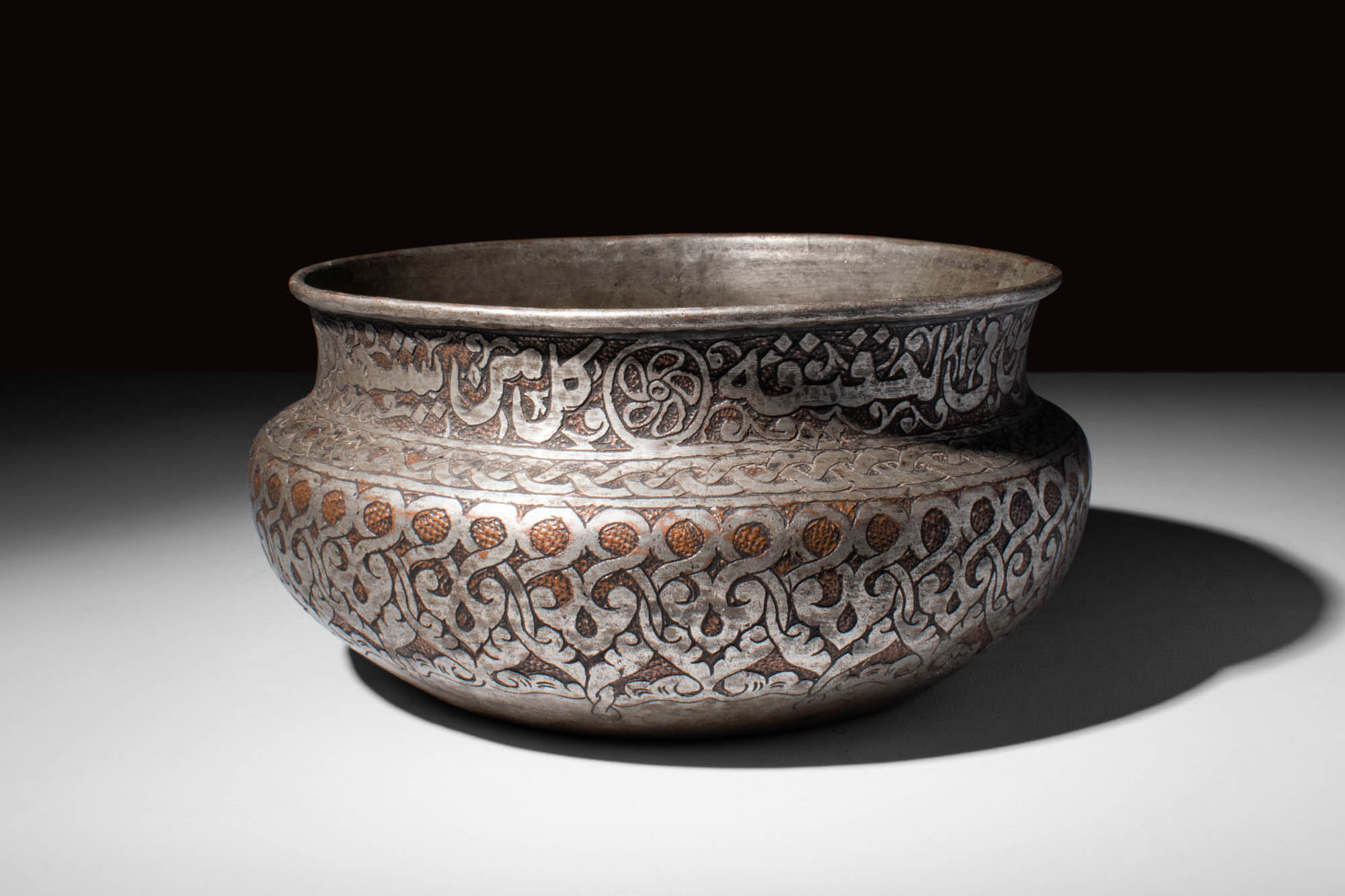 MEDIEVAL SELJUK COPPER ALLOY INLAID VESSEL - Image 2 of 4