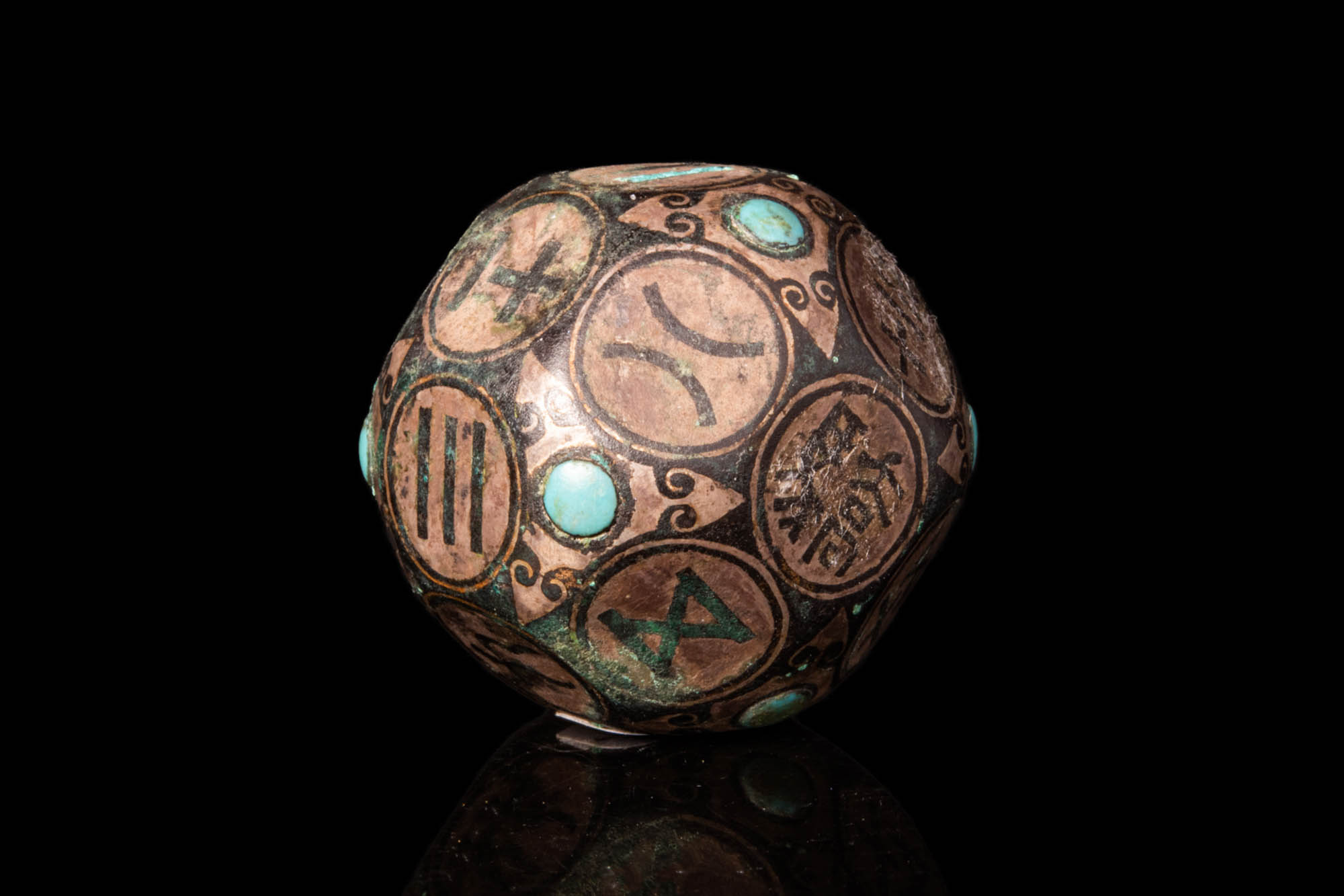 CHINESE SILVER INLAID GAME DICE - Image 2 of 3