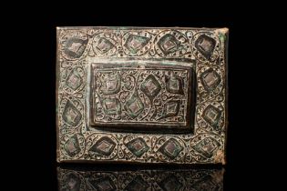 SAFAVID BOX COVER DECORATED WITH FLORAL MOTIFS