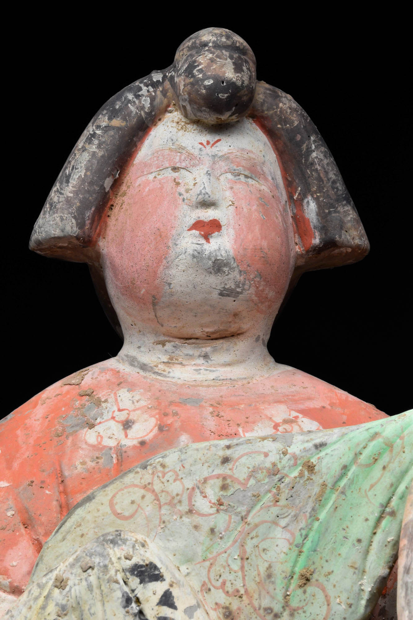 CHINESE TANG DYNASTY TERRACOTTA FEMALE MUSICIAN - TL TESTED - Image 5 of 6