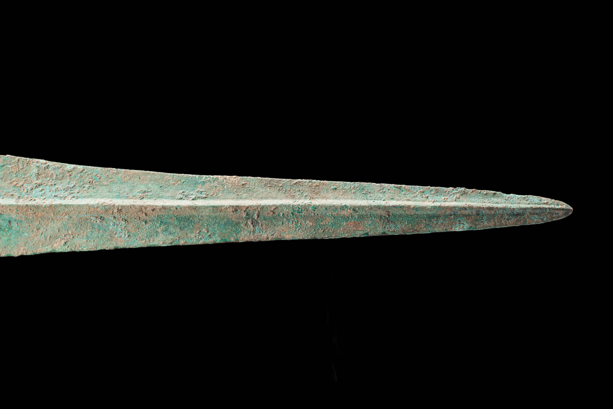 ANCIENT BRONZE SWORD WITH CRESCENTIC POMMEL - Image 4 of 4