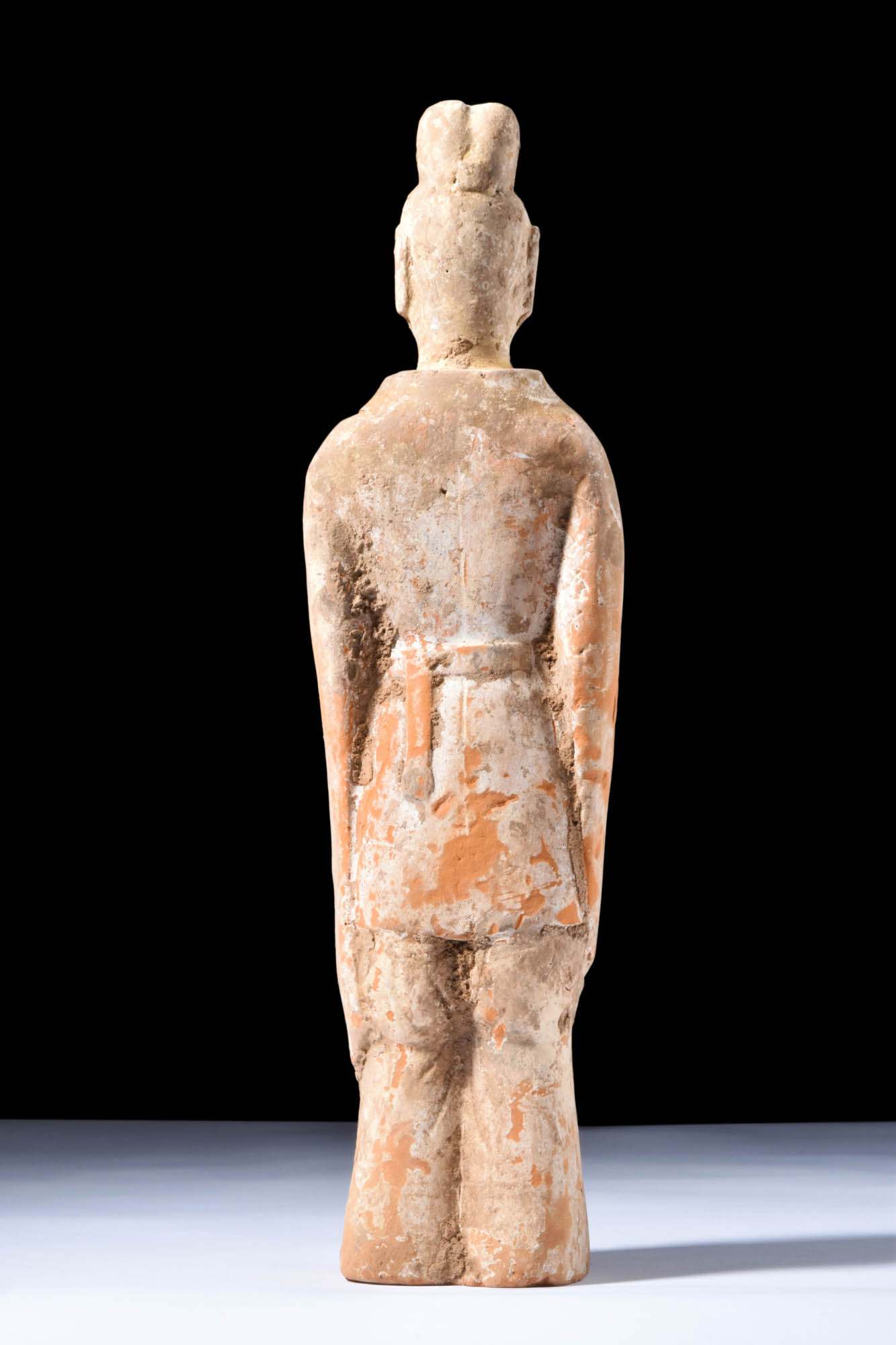 CHINESE NORTHERN WEI DYNASTY TERRACOTTA OFFICIAL FIGURE - Image 3 of 3