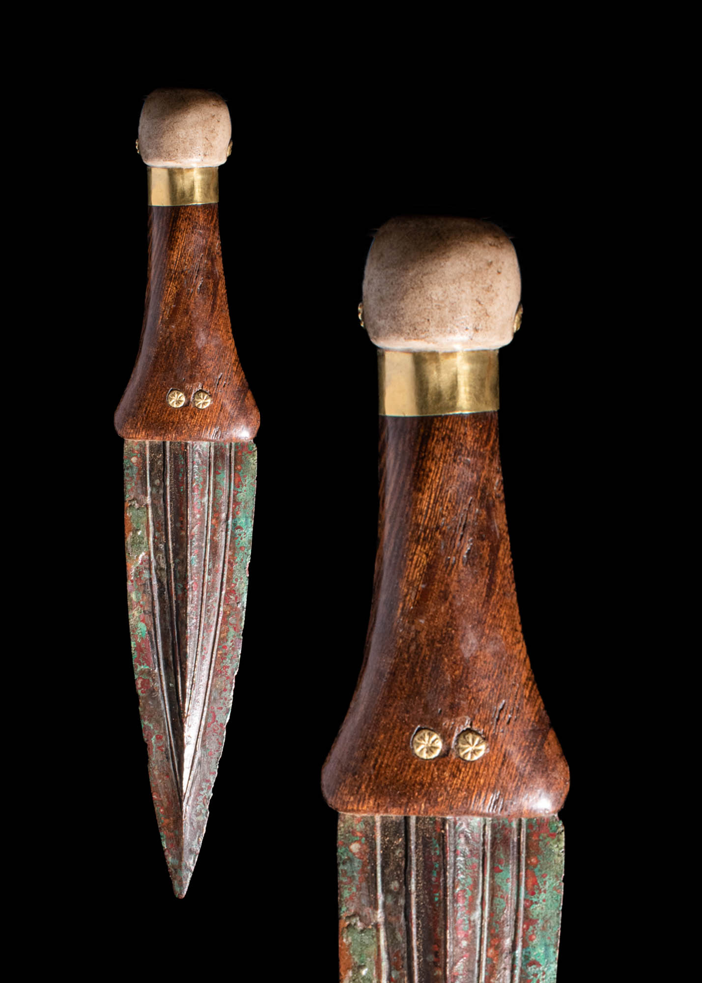 RARE EGYPTIAN BRONZE DAGGER WITH DECORATED HANDLE