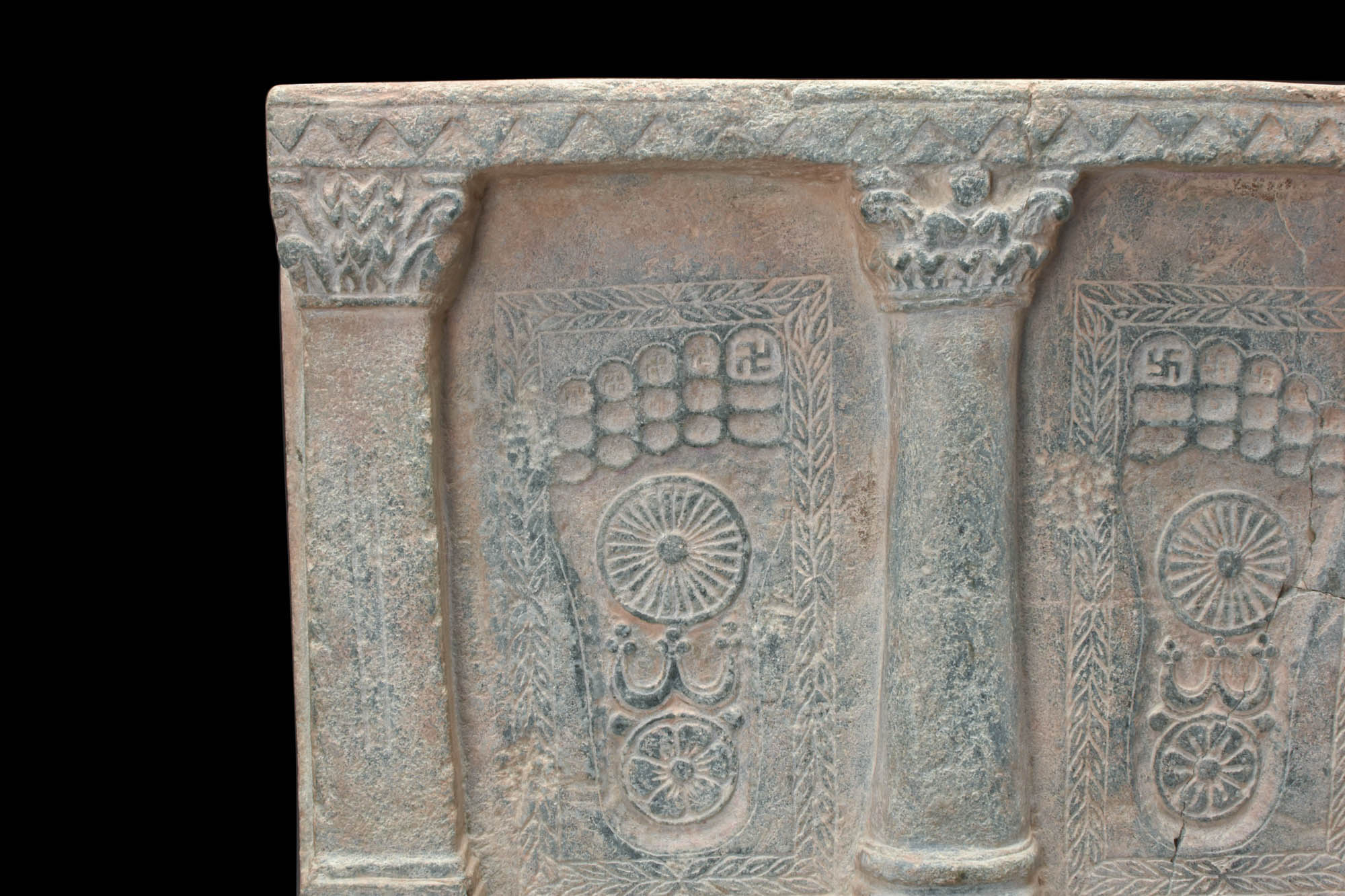 GANDHARAN SCHIST FOOTPRINTS OF THE BUDDHA (BUDDHAPADMA) PANEL - Image 4 of 5