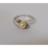 Ring mit Perle