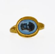 Antiker Ring mit Intaglio