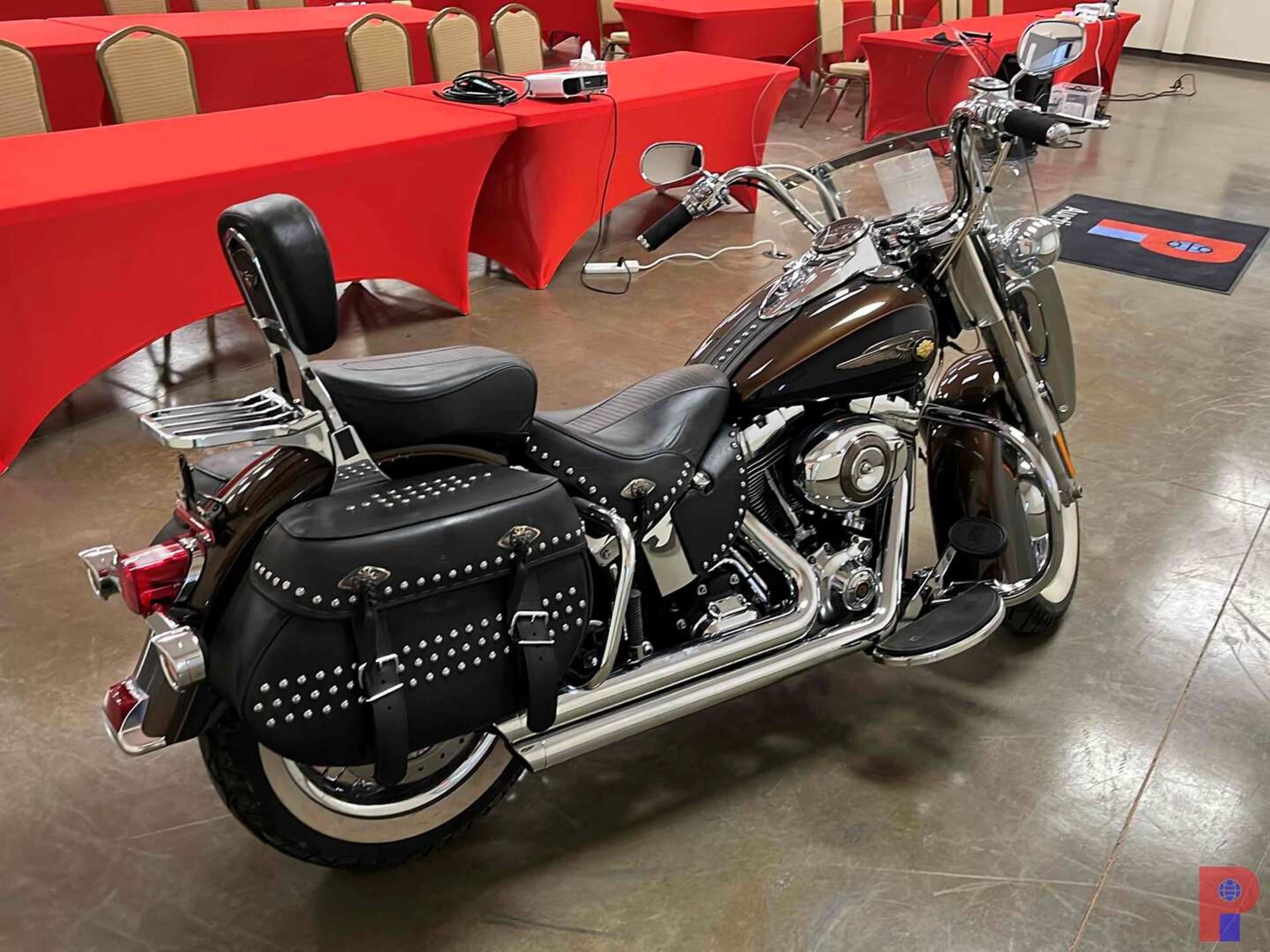 2013 HARLEY DAVIDSON HERITAGE SOFTAIL CLASSIC NUMBER: 1180/1900 - Image 3 of 9