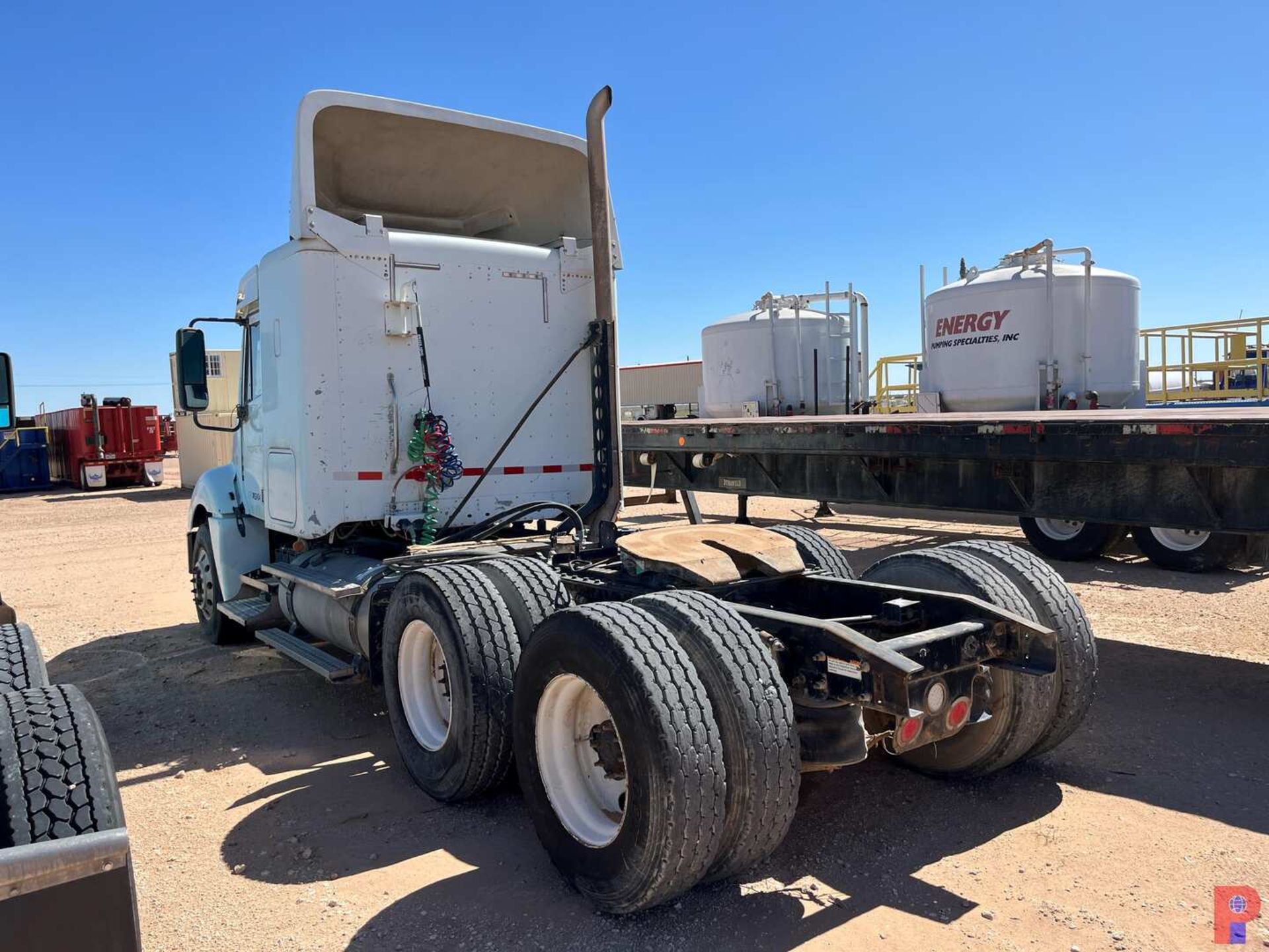 2008 FREIGHTLINER FREIGHTLINER T/A SLEEPER HAUL TRUCK - Image 2 of 5