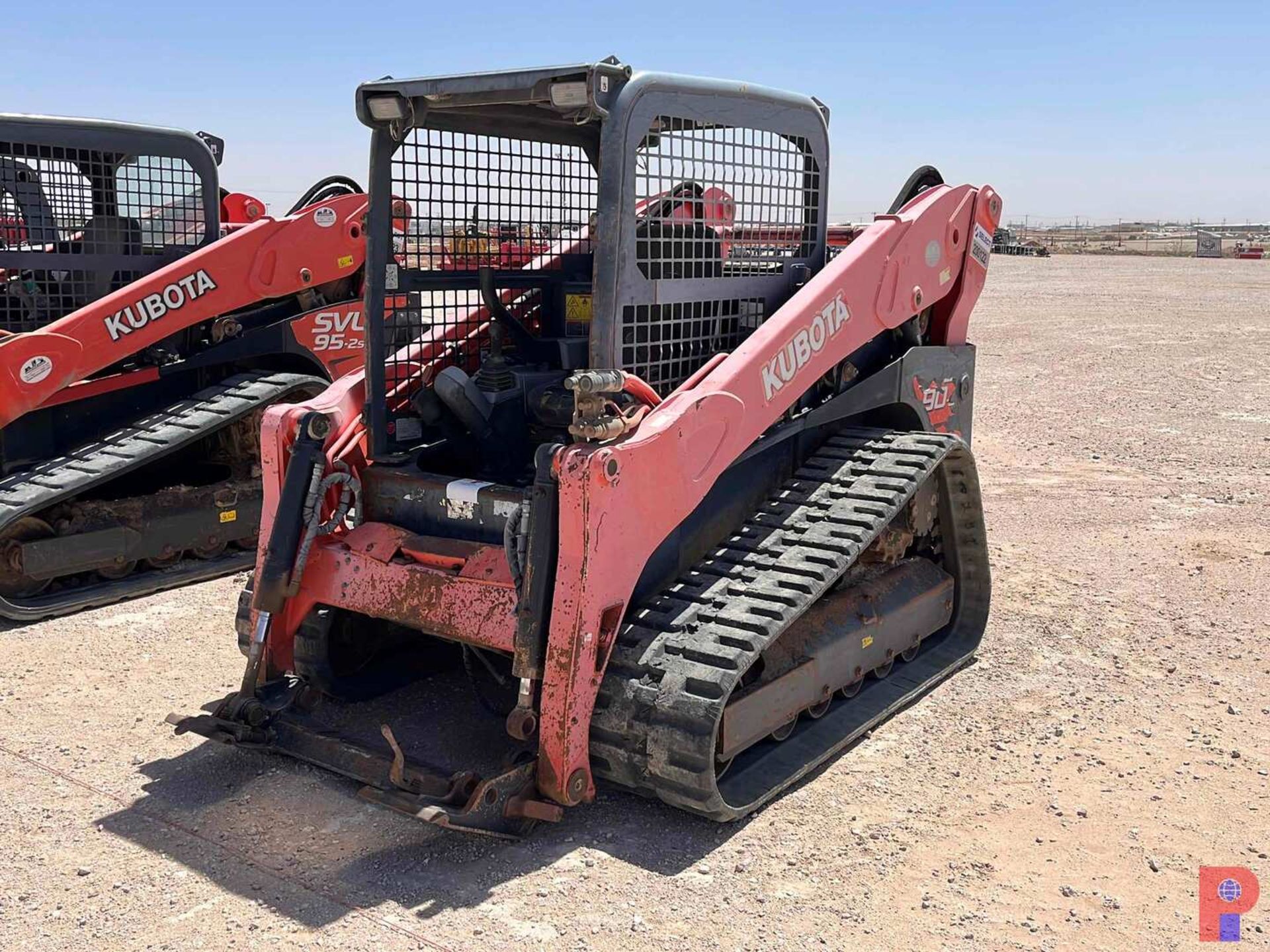 KUBOTA SVL 90-2 SKID STEER