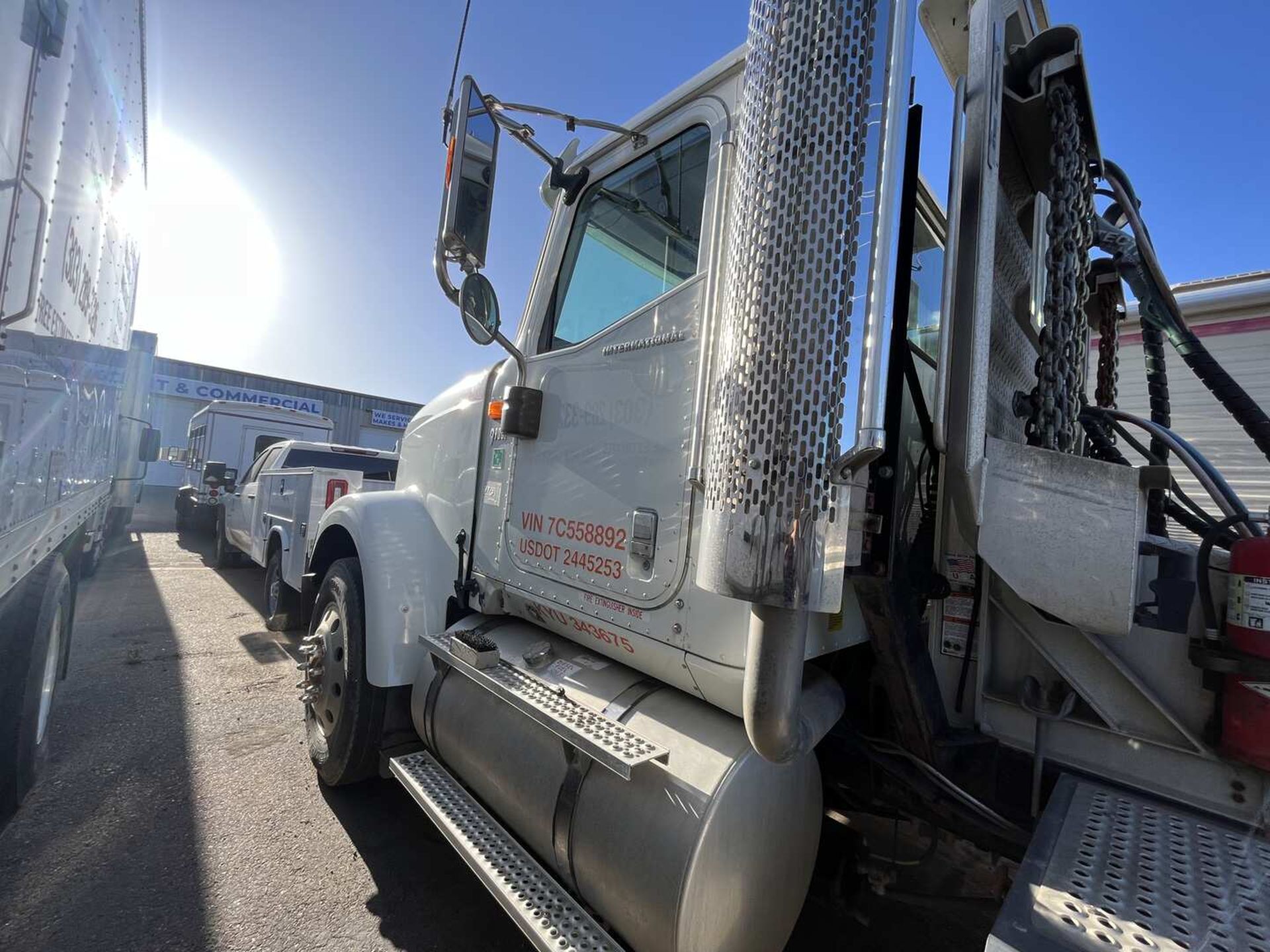 2007 INTERNATIONAL 9900I SFA 6X4 T/A DAYCAB HAUL TRUCK - Image 4 of 24