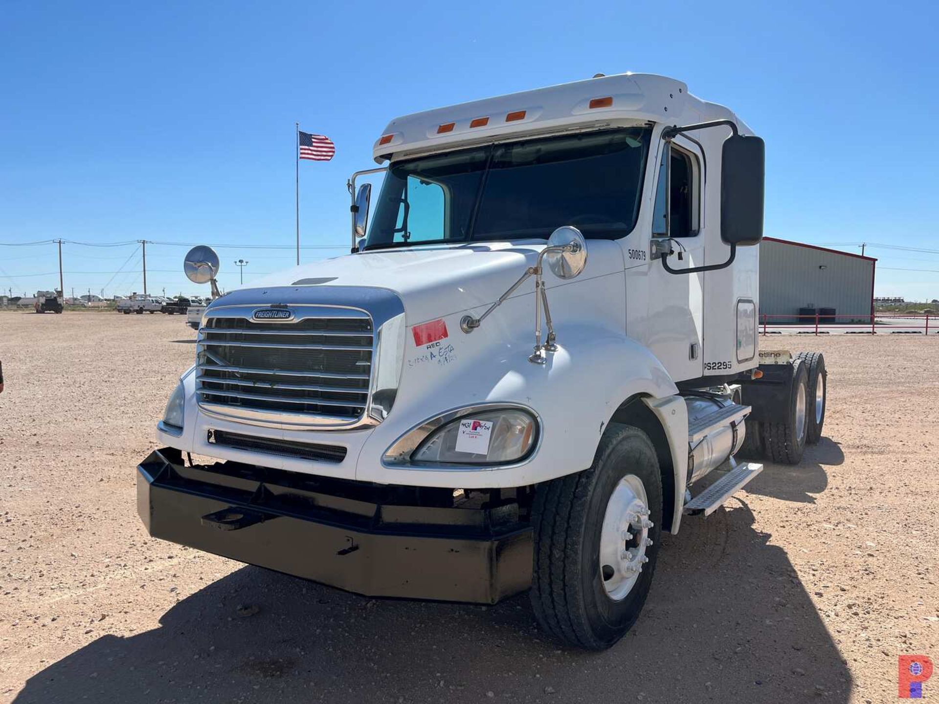 2006 FREIGHTLINER CL1 T/A SLEEPER HAUL TRUCK