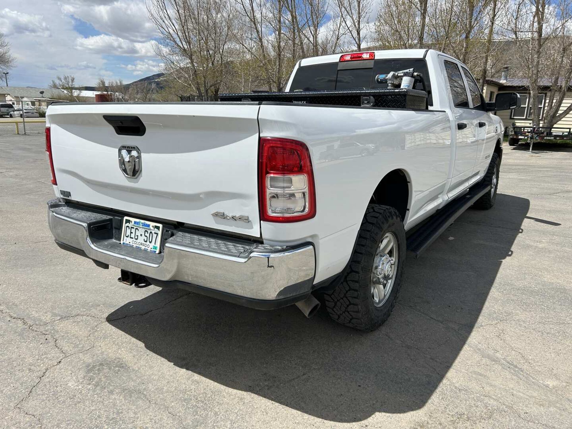 2022 RAM 3500 HEAVY DUTY CREW CAB 4X4 - Image 4 of 16