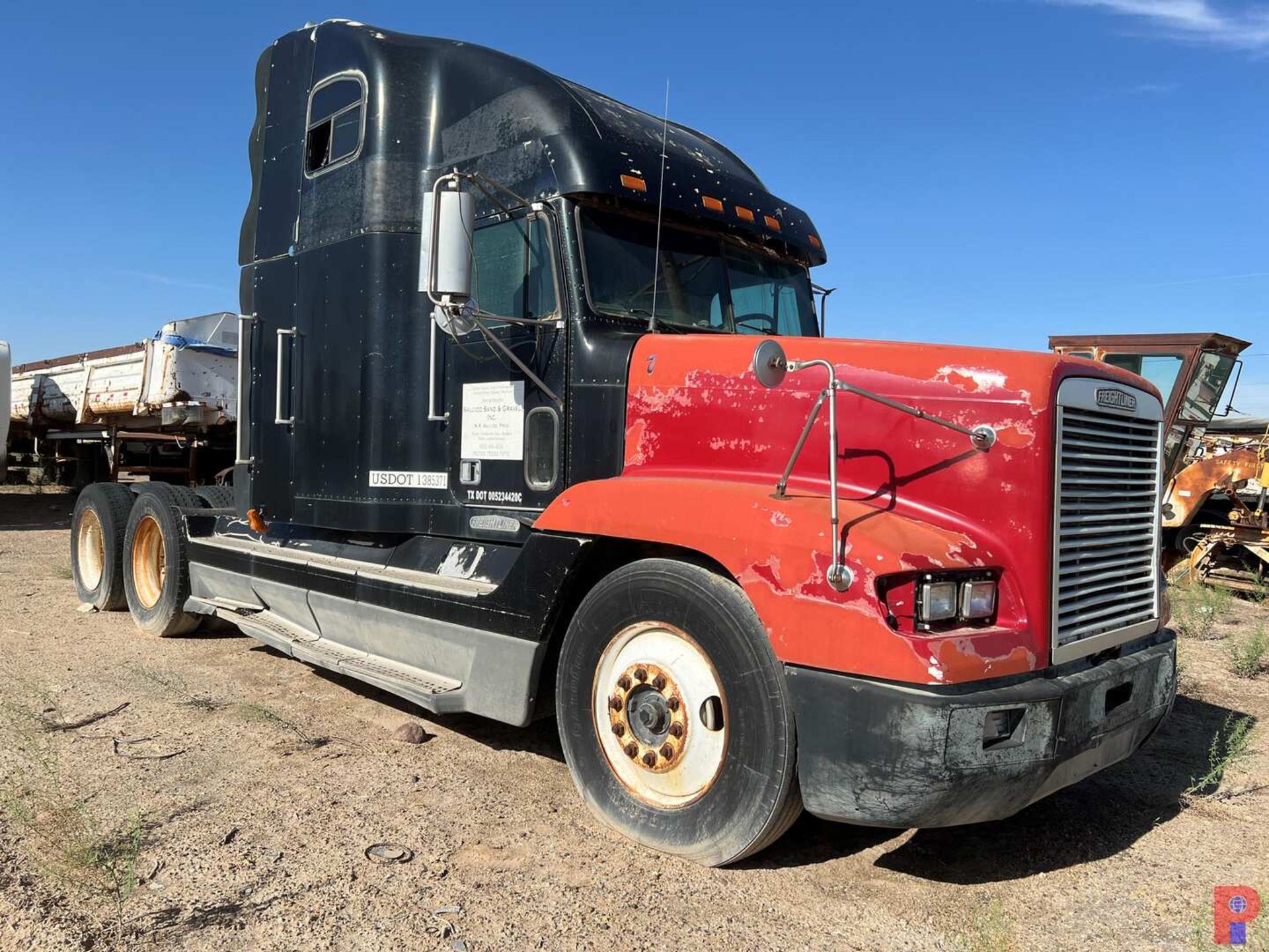 1996 FREIGHTLINER FLD120 - Image 2 of 17