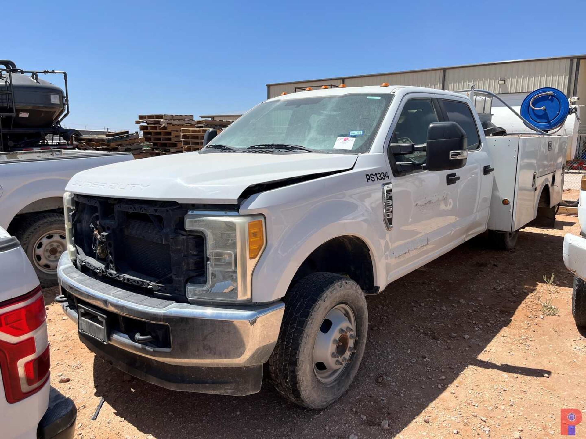 2017 FORD F-350 CREW CAB MECHANICS TRUCK