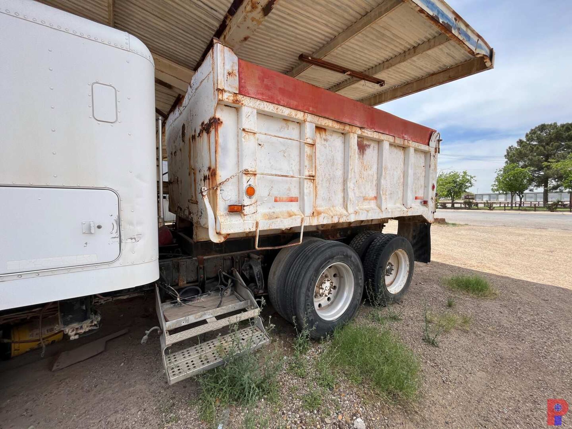 1995 FREIGHTLINER T/A DUMP TRUCK - Image 3 of 13