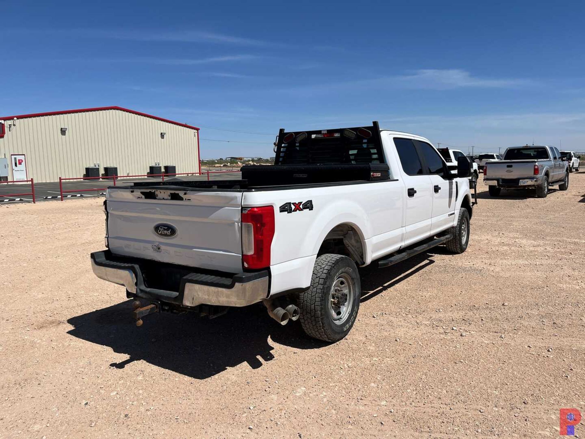 2017 FORD F-350 CREW CAB PICKUP TRUCK - Image 3 of 7