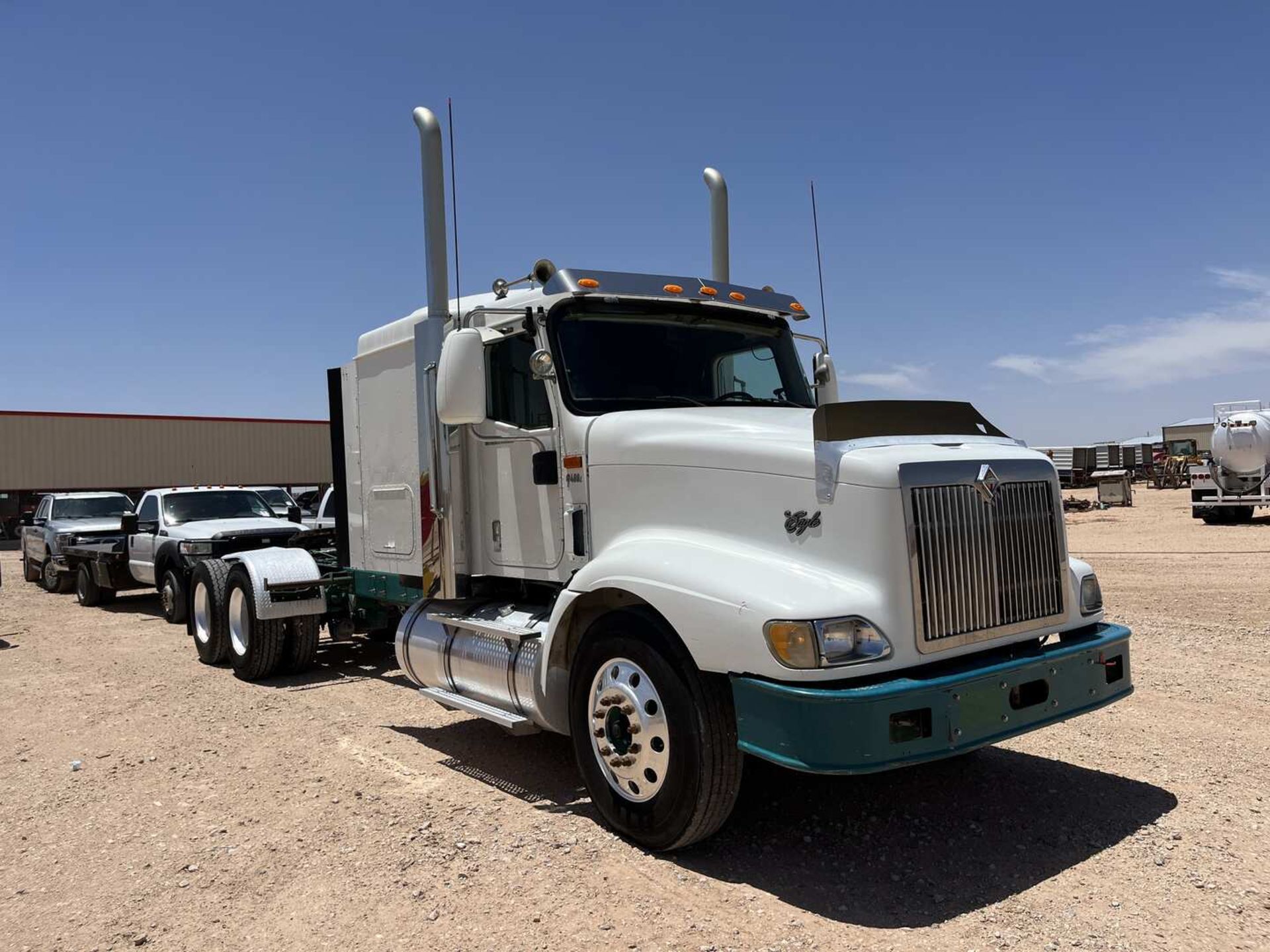 2007 INTERNATIONAL 9400I SBA 6X4 T/A SLEEPER HAUL TRUCK - Image 2 of 7