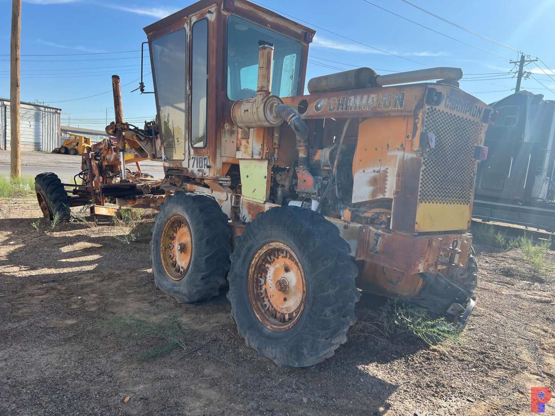 CHAMPION 710A MOTOR GRADER - Image 4 of 15