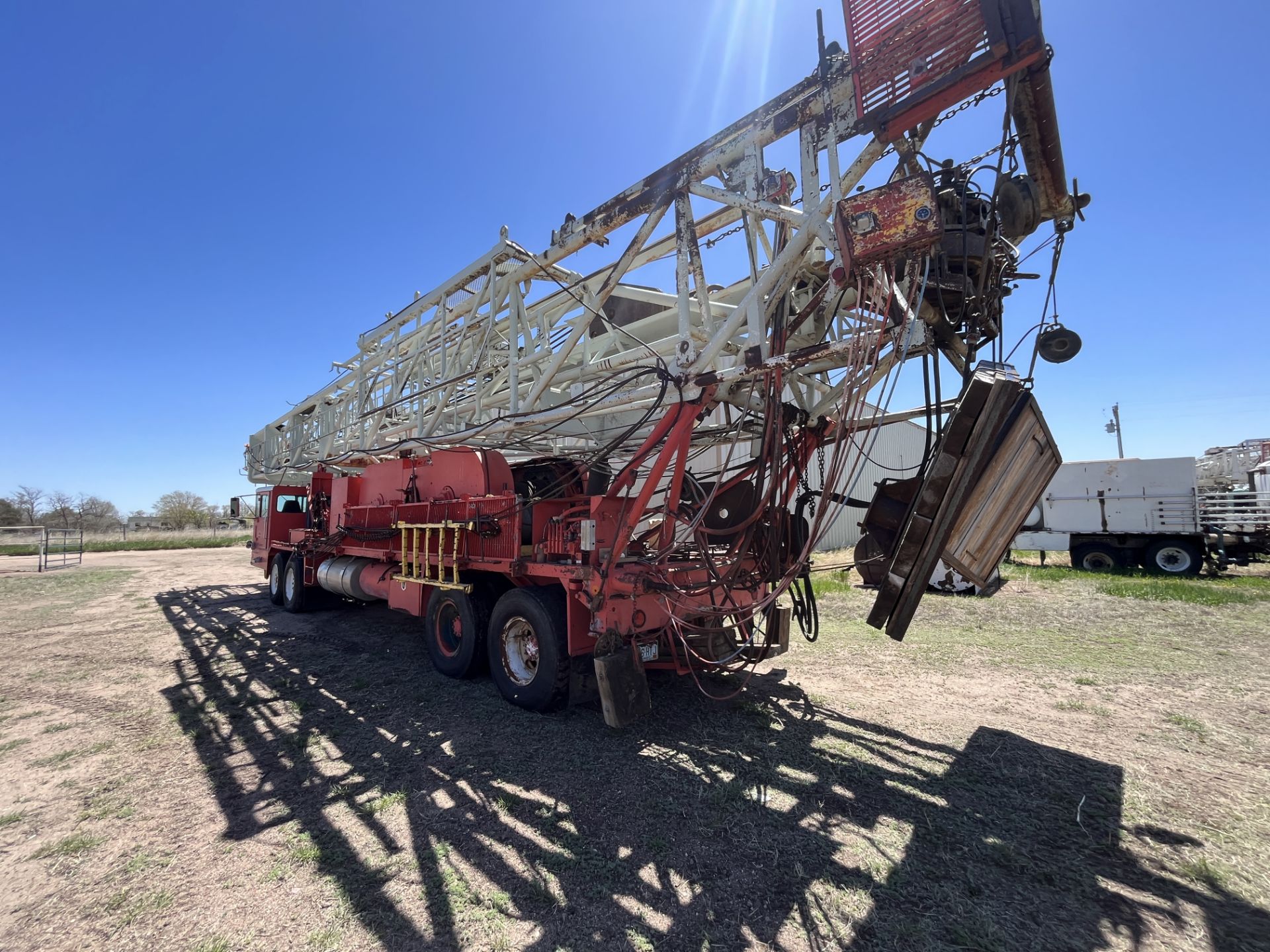 1984 FRANKS 1287/160 DBL DRUM BACK-IN WELL SERVICE RIG - Image 6 of 25