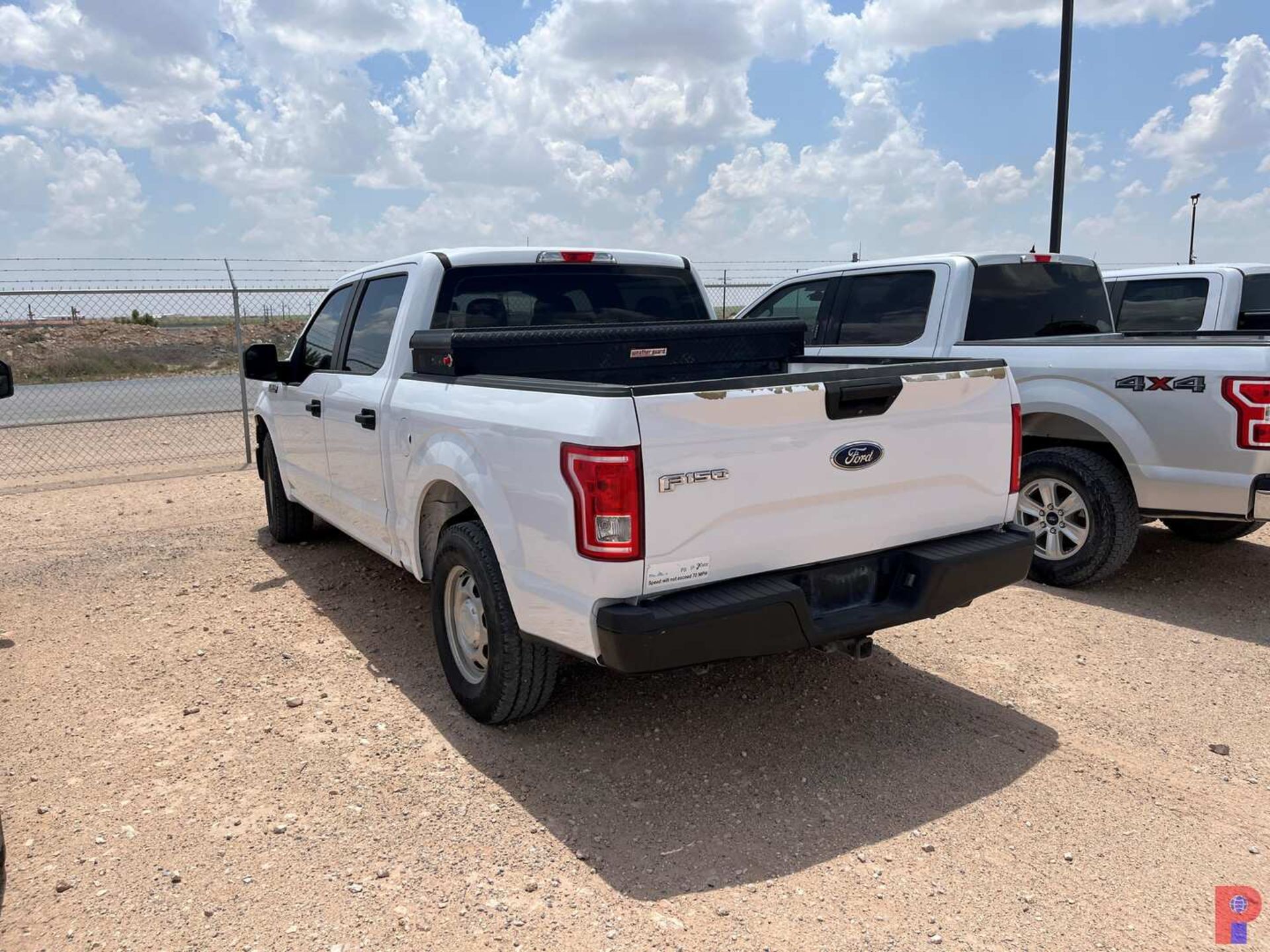 2017 FORD F-150 CREW CAB PICKUP TRUCK - Image 4 of 7