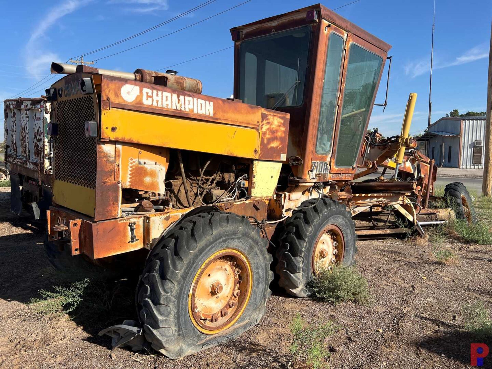 CHAMPION 710A MOTOR GRADER - Image 3 of 15